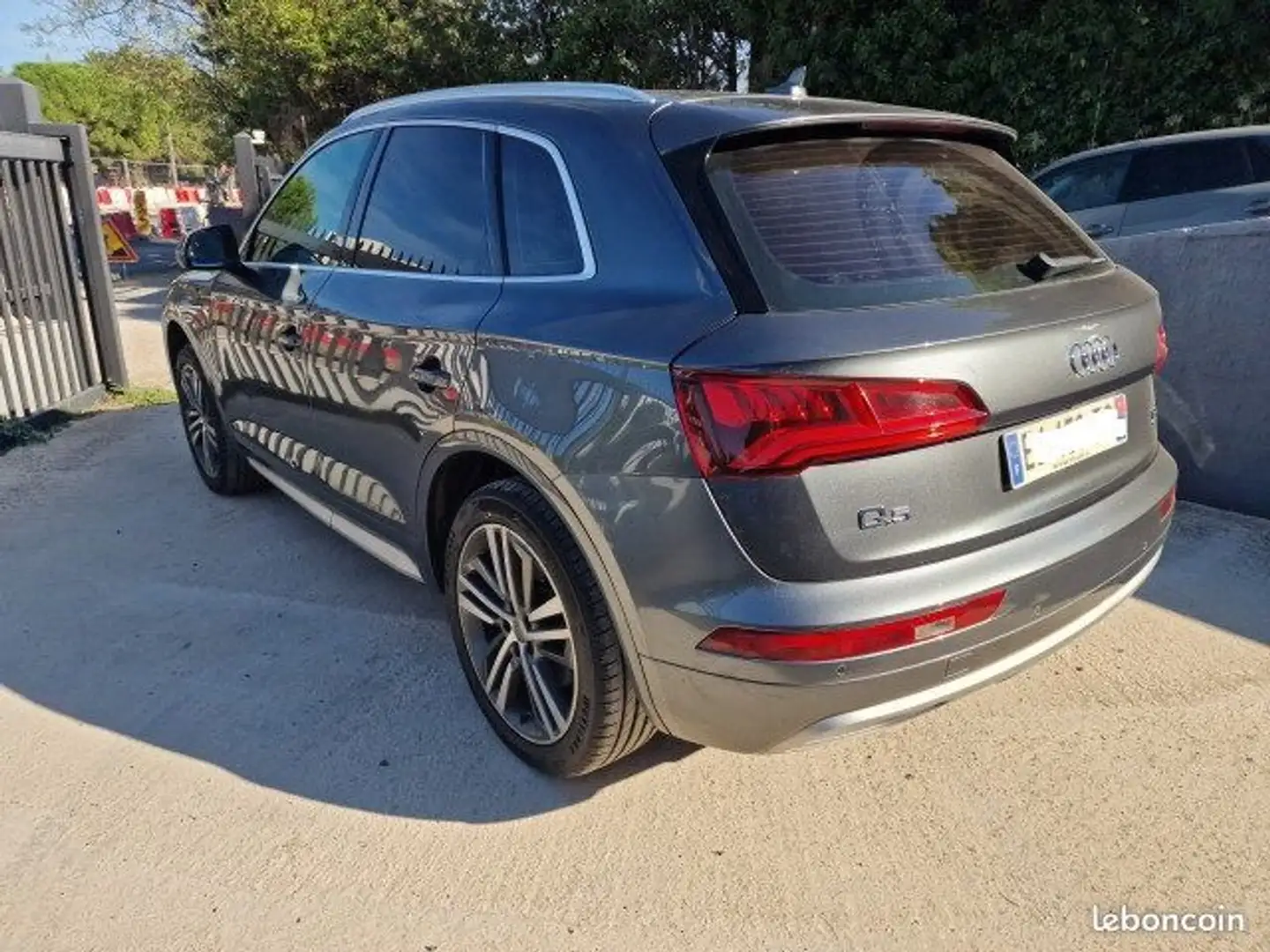 Audi Q5 II 2.0 TFSI 252ch S line quattro tronic 7 Gris - 2