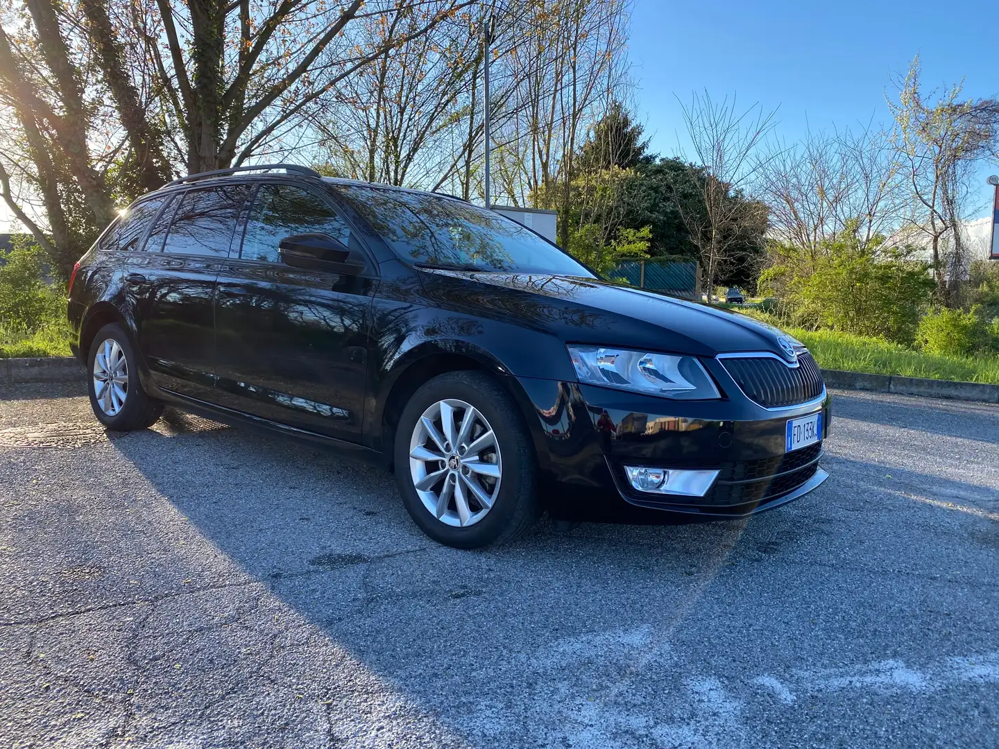 Skoda Octavia Octavia Wagon 1.6 tdi Design Edition 110cv Nero - 2