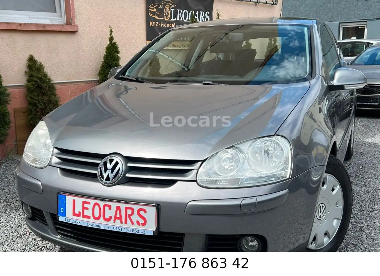 Volkswagen Golf V Lim. Tour PDC, SHz, Tempomat Grau - 1