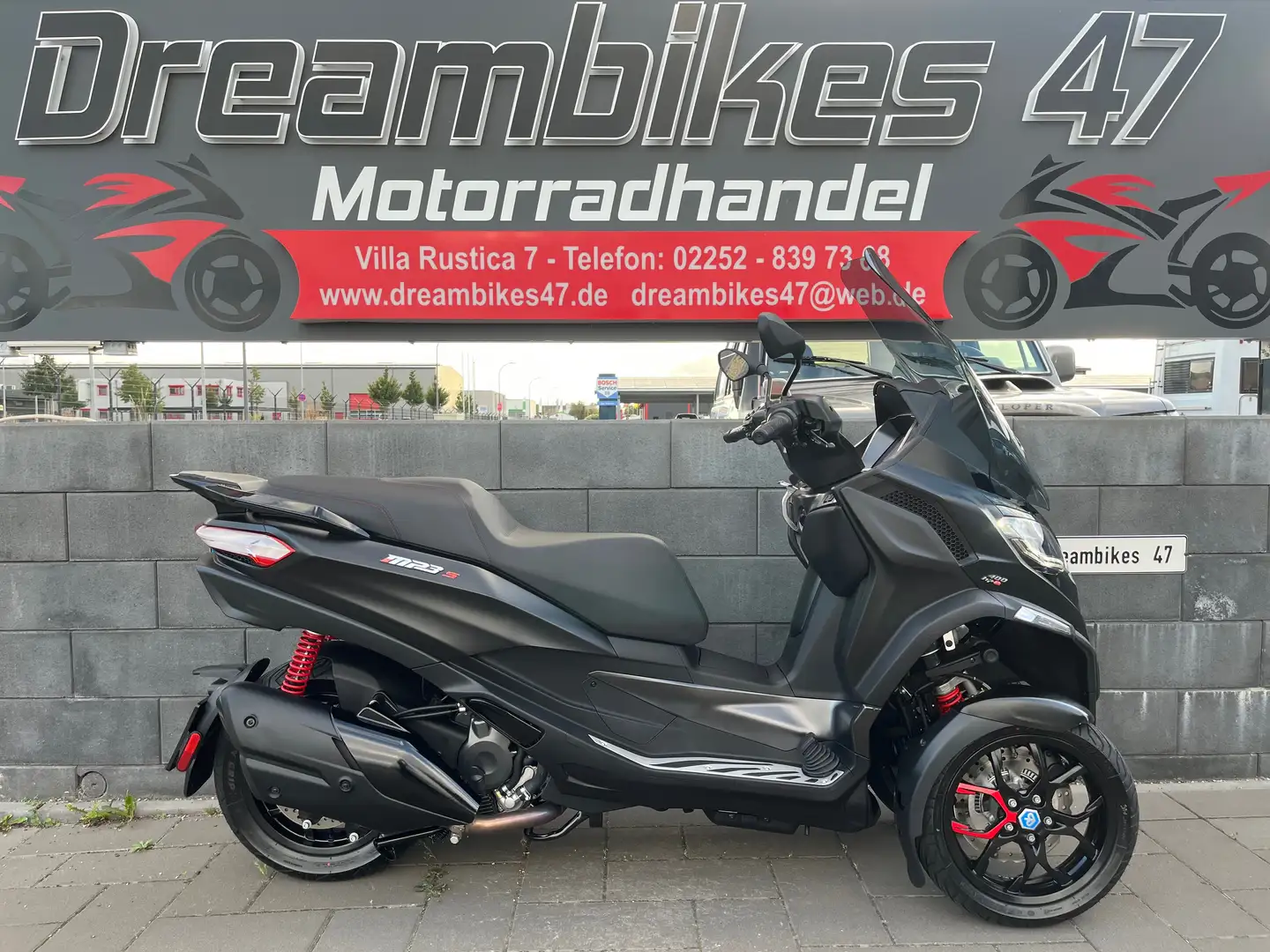 Piaggio MP3 400 **NUR 500KM**LIEFERUNG BUNDESWEIT 249,-€ Noir - 1