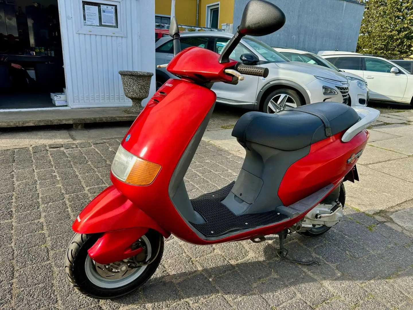 Piaggio Sfera 125 * 7KW * Elektrostarter + Kickstarter * Rot - 1