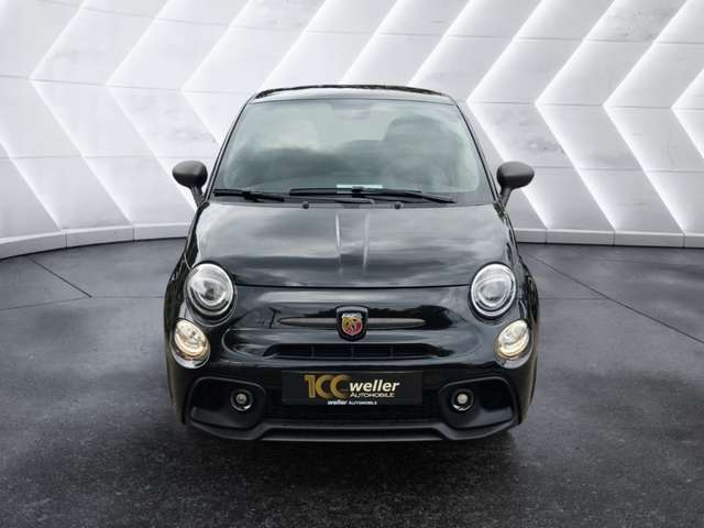 Abarth 695 Competizione Navi Beats Carbon Sabelt Parksensoren