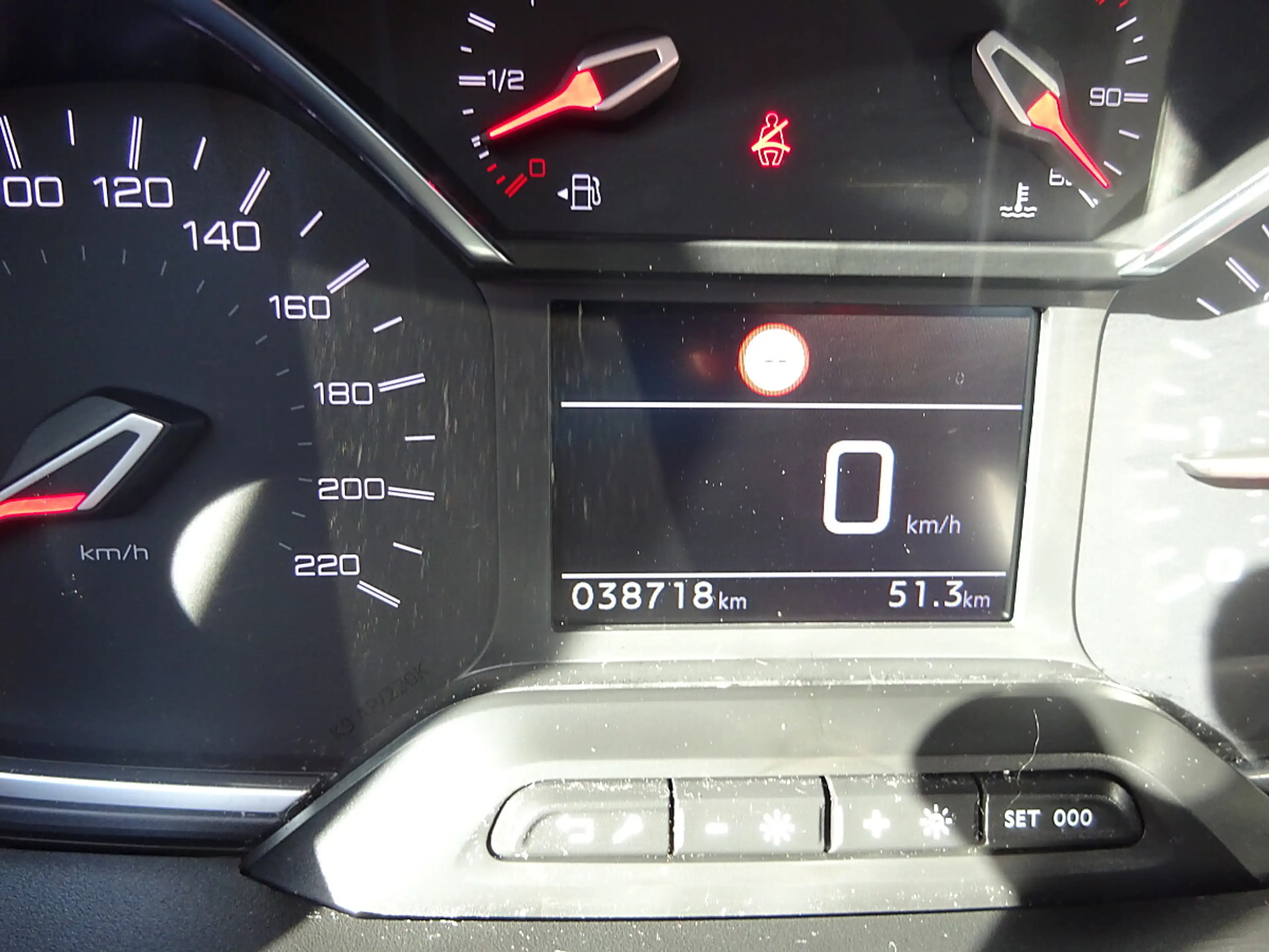 Peugeot Rifter 1,5 BlueHDI 100 S&S Allure, 1.Besitz, Navi, Tem... — photo 14