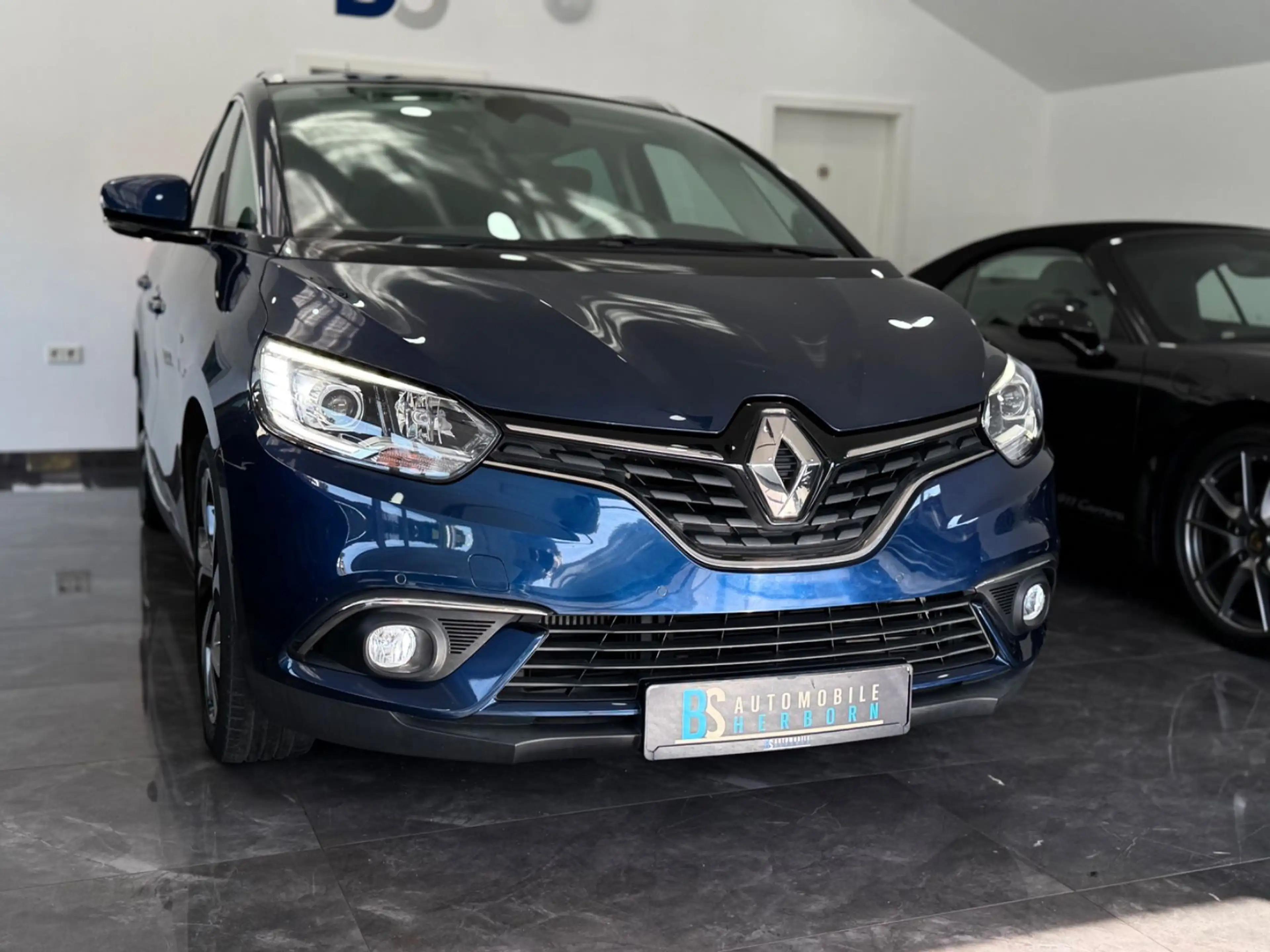 Renault Scenic IV Grand BOSE Edition/Aut/Kamera/Navi/Pan — photo 4