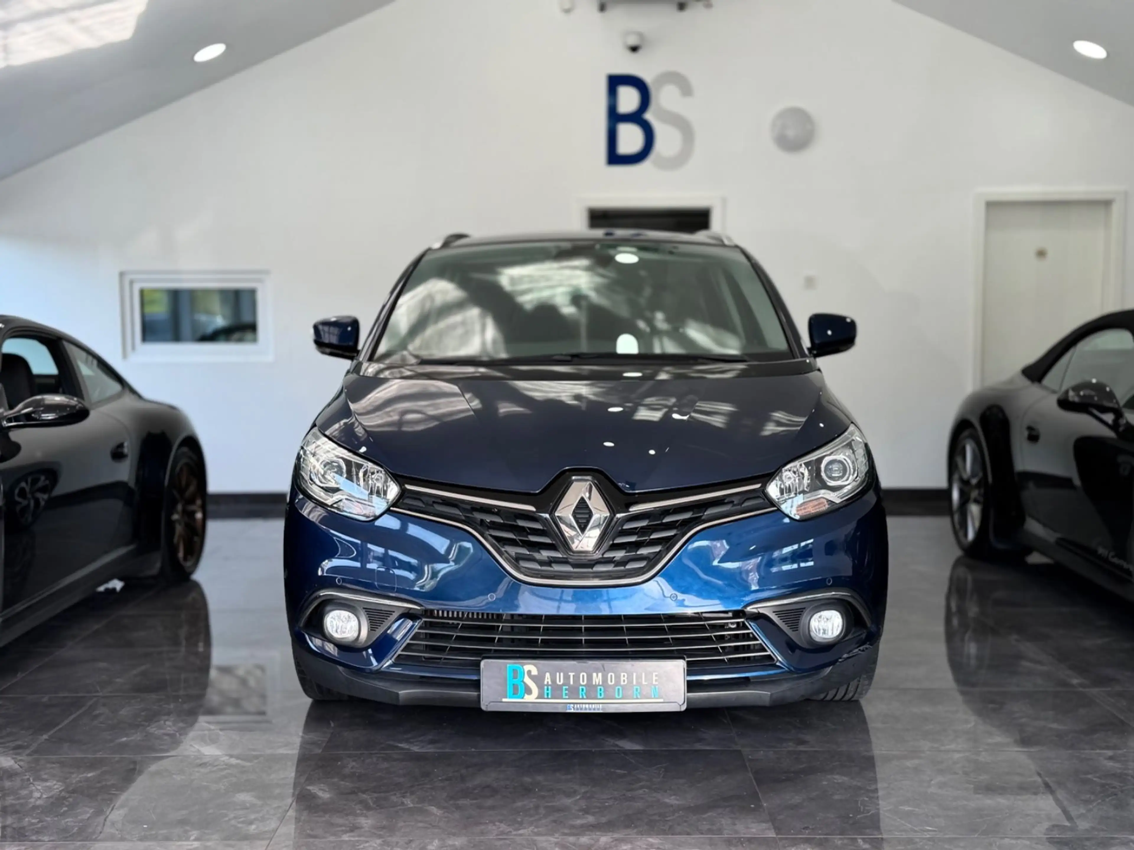 Renault Scenic IV Grand BOSE Edition/Aut/Kamera/Navi/Pan — photo 3