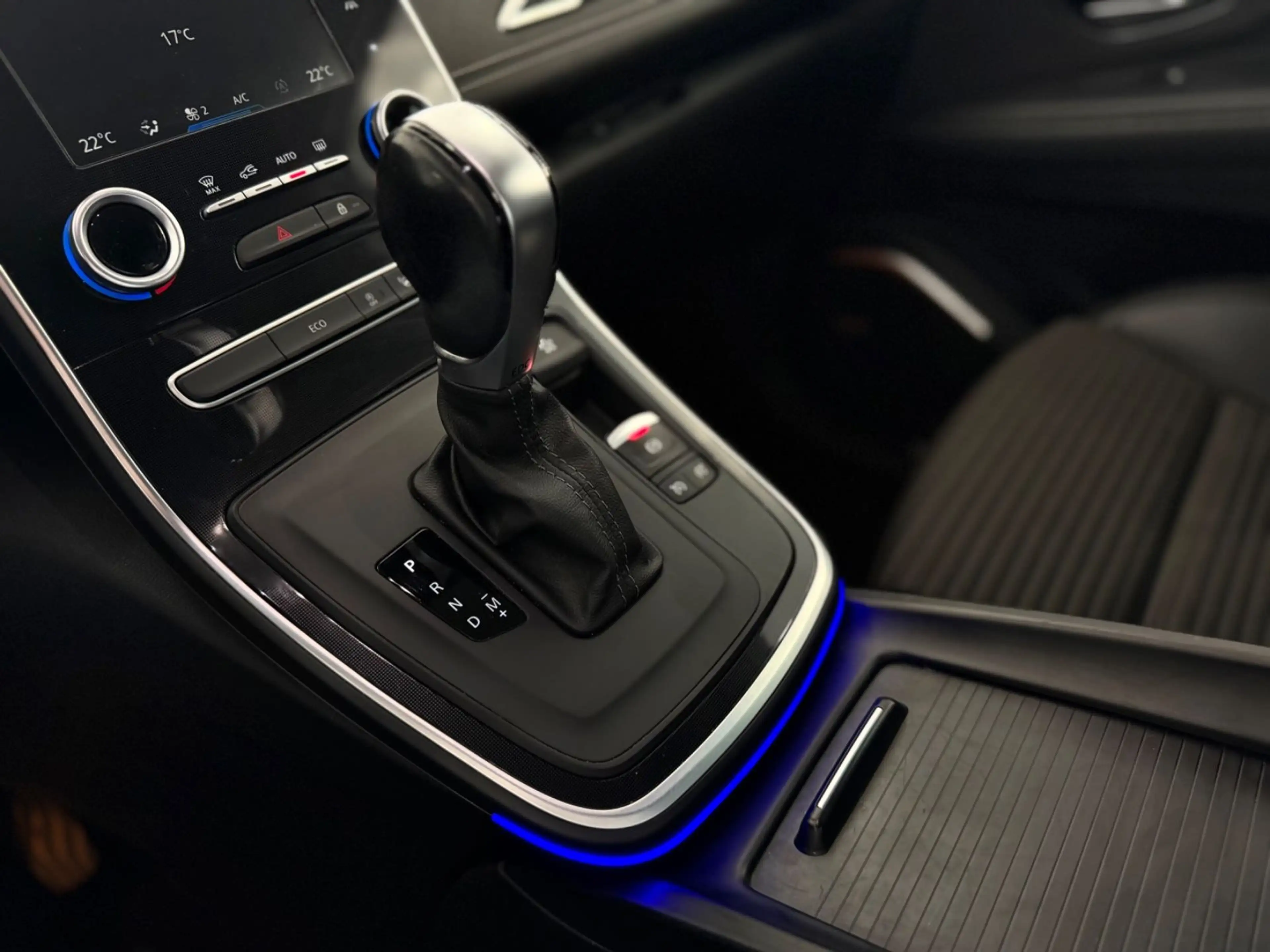 Renault Scenic IV Grand BOSE Edition/Aut/Kamera/Navi/Pan — photo 13