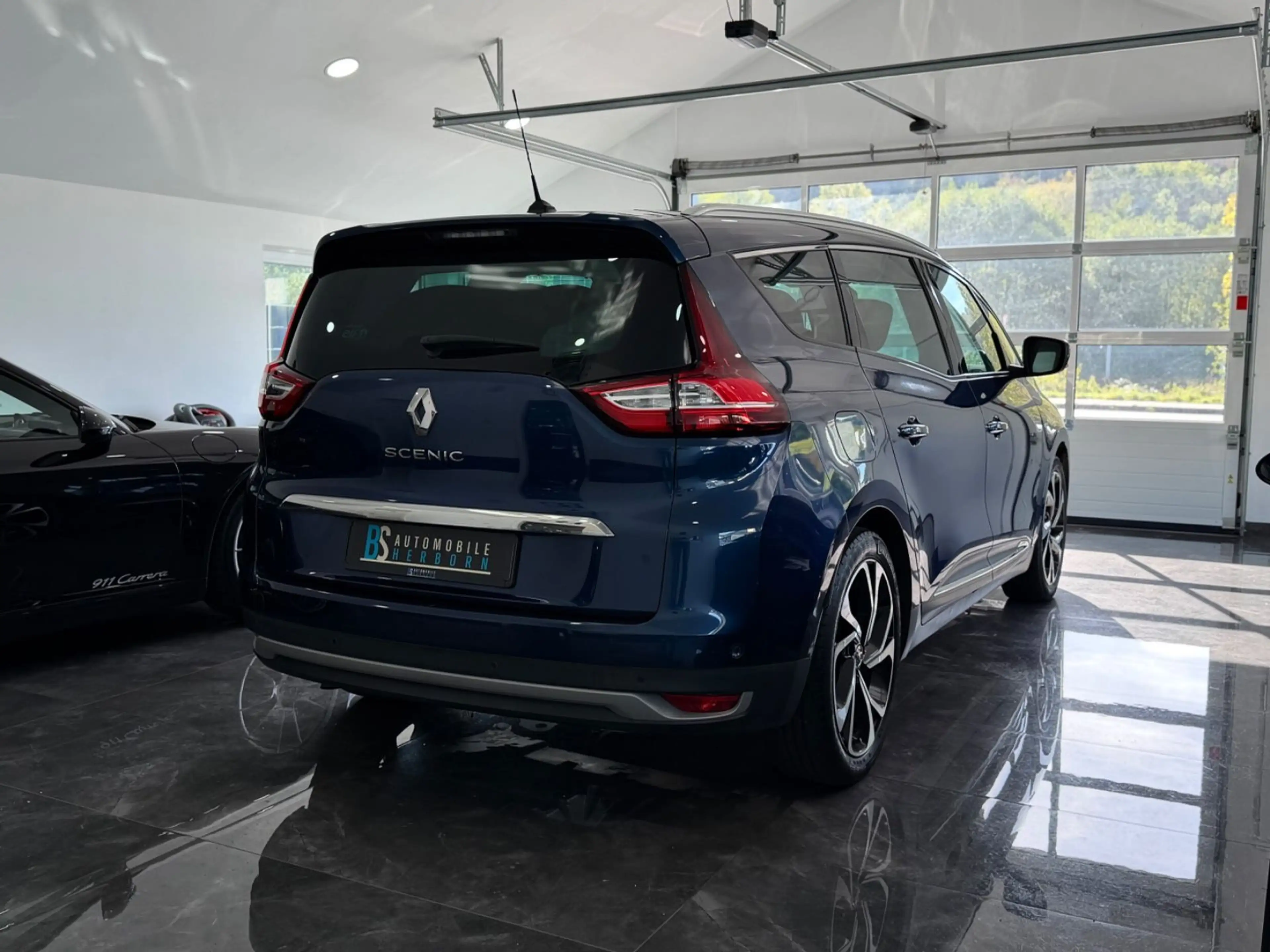 Renault Scenic IV Grand BOSE Edition/Aut/Kamera/Navi/Pan — photo 9