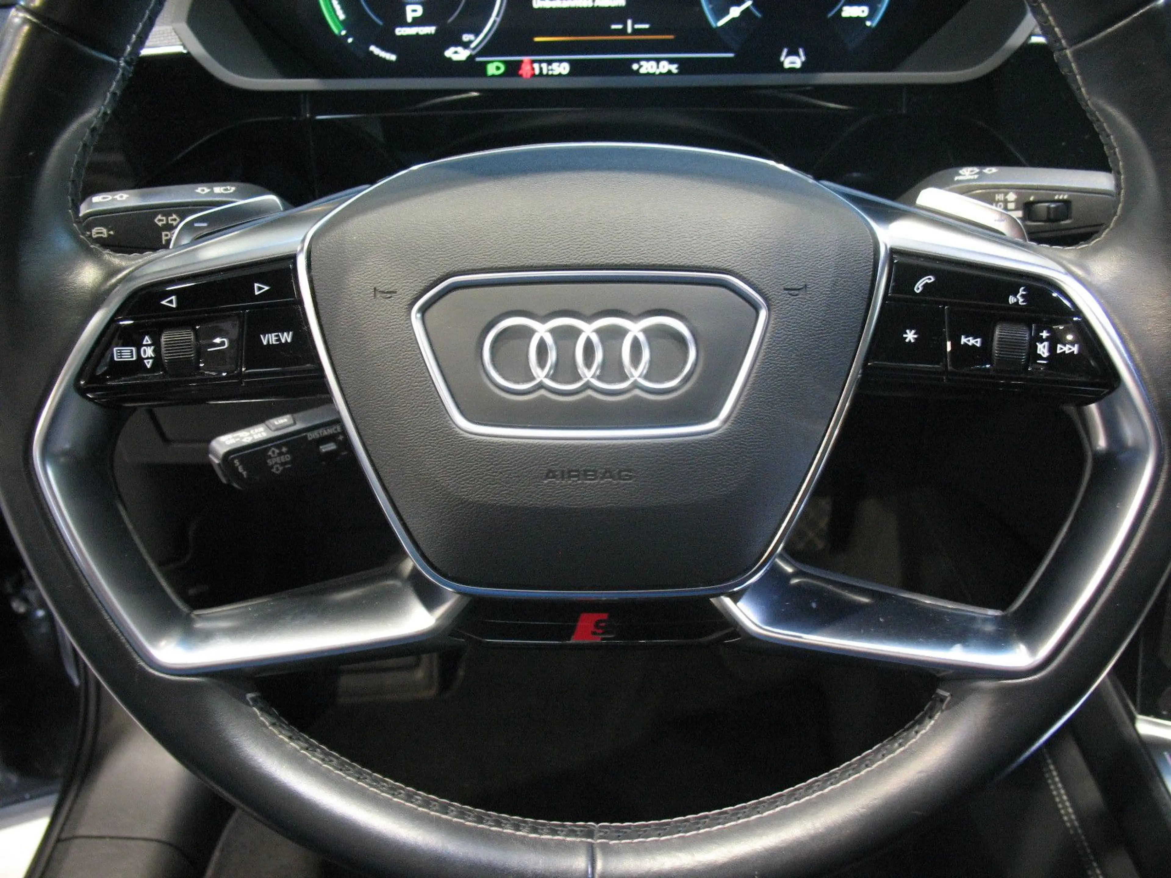 Audi SQ8 e-tron Sportback S quattro *LEDER*LED*AHK* — photo 15