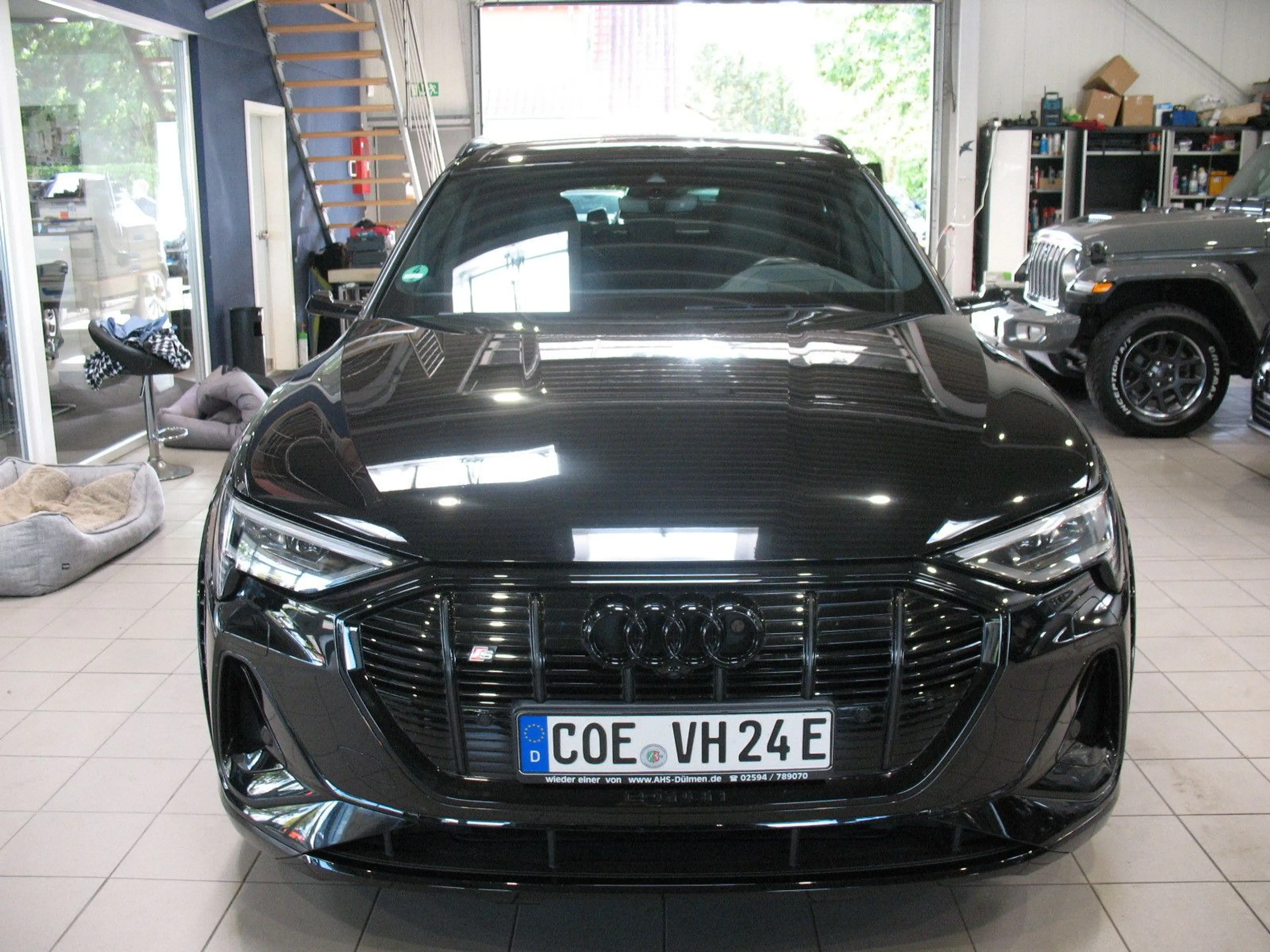 Audi SQ8 e-tron Sportback S quattro *LEDER*LED*AHK* — photo 5