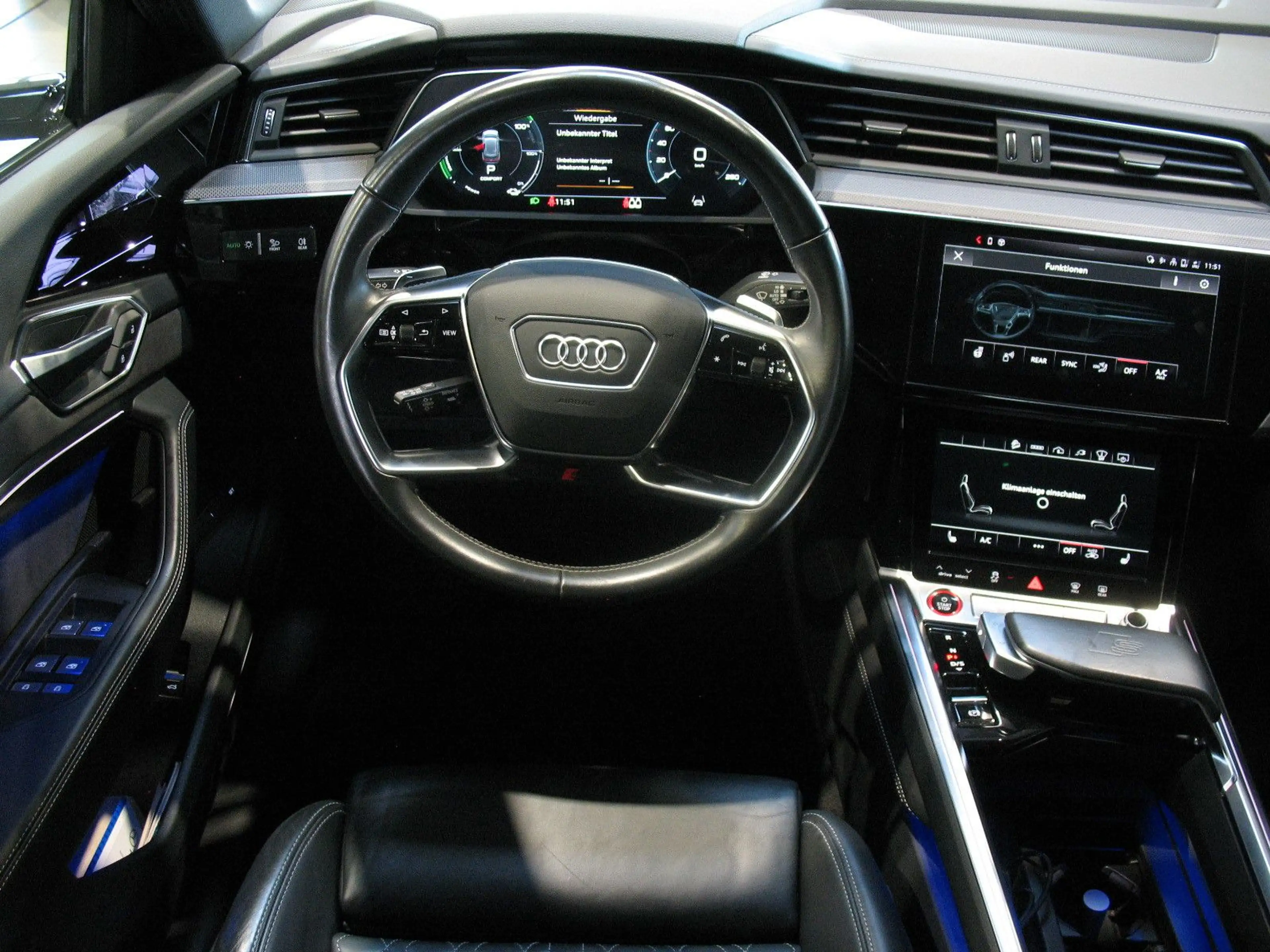 Audi SQ8 e-tron Sportback S quattro *LEDER*LED*AHK* — photo 12