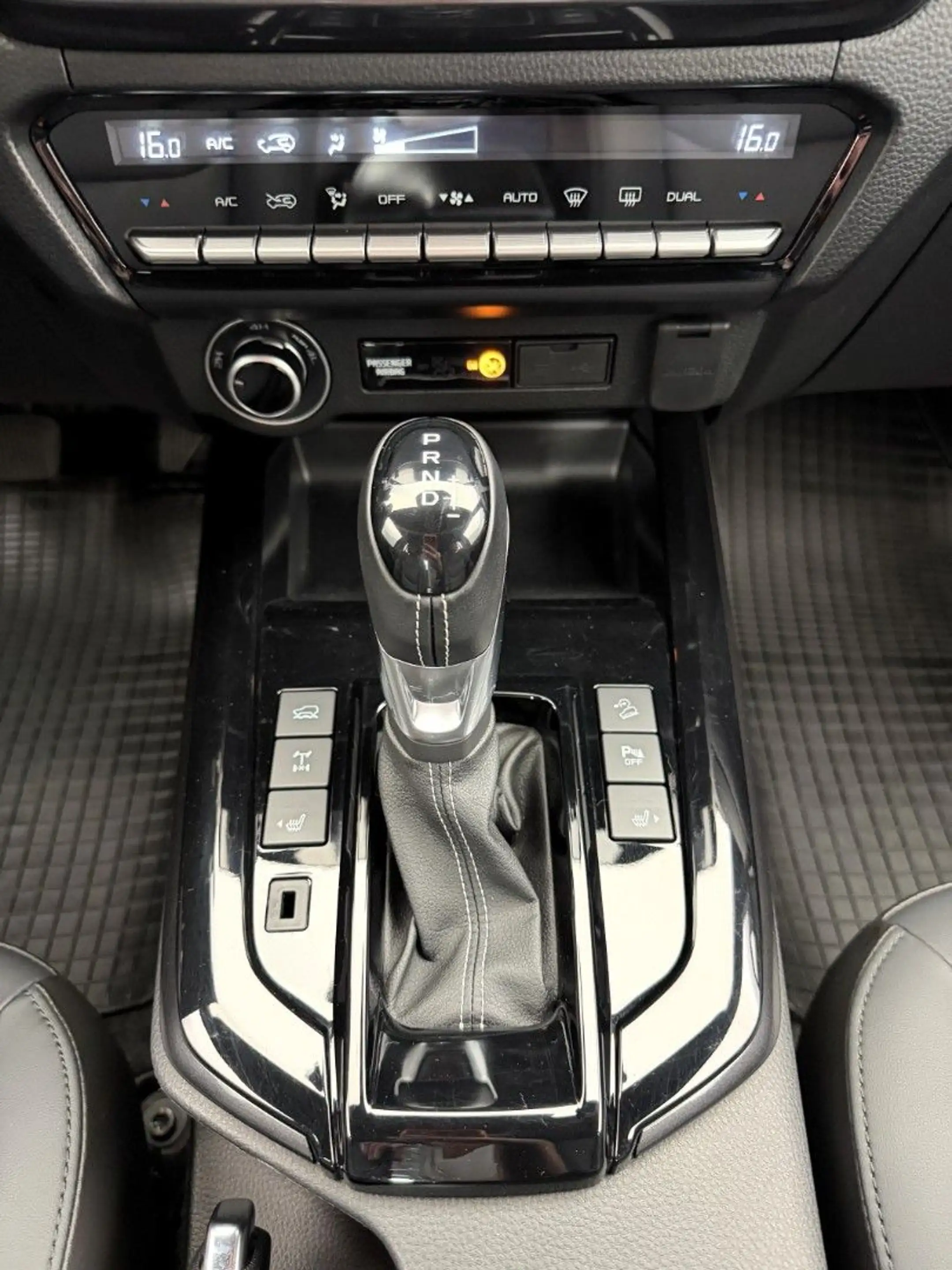Isuzu D-Max LS+ 4x4 °ASSISTENZ°LEDER°RFK°LED°AHK° — photo 15