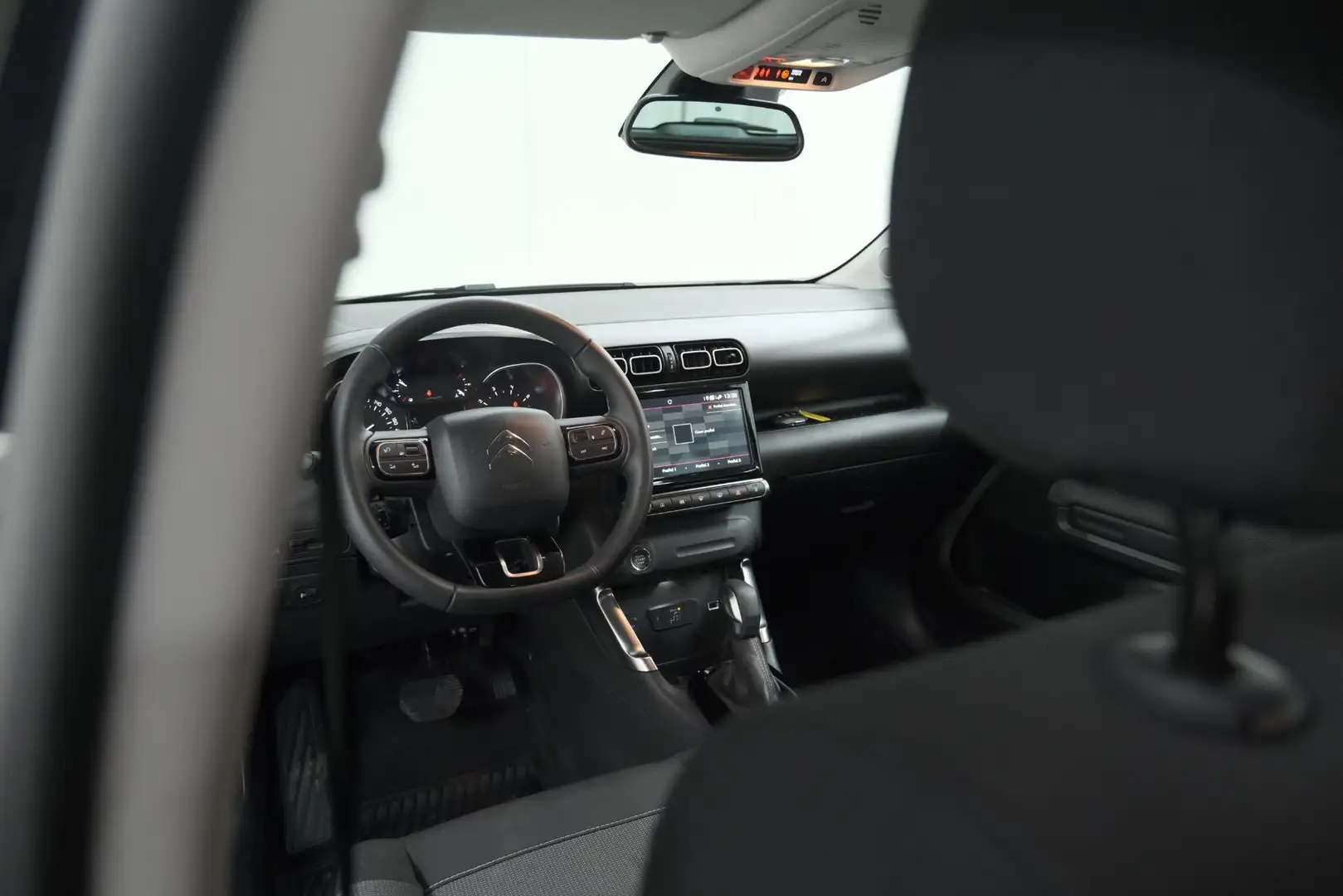 Citroen C3 Aircross PureTech 130 EAT6 Max | Camera | Navigatie | Apple Zwart - 2