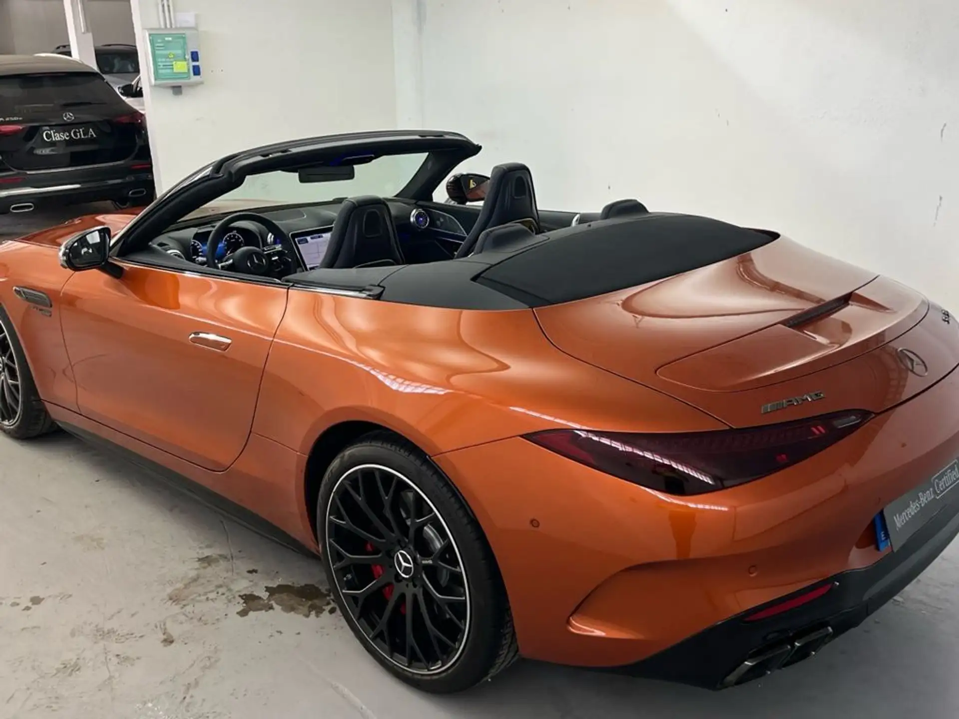 벤츠 Mercedes-Benz SL-Class SL 55 AMG 2026 오렌지 사진 8