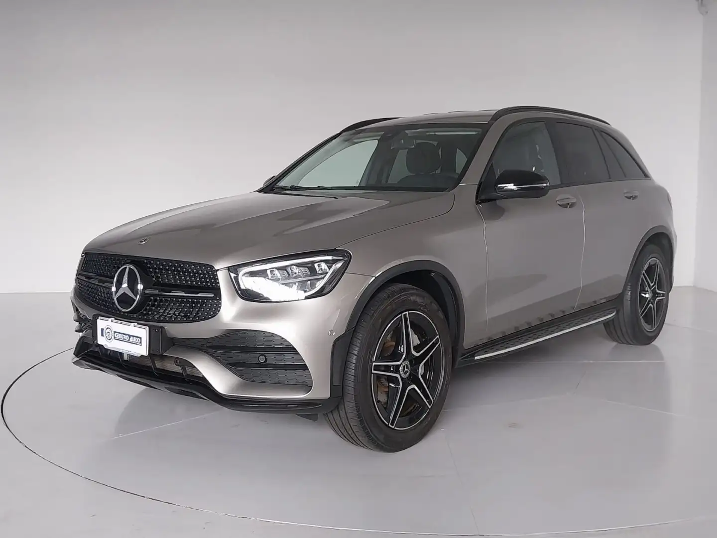 Mercedes-Benz GLC 300 d 4Matic Premium Grau - 1