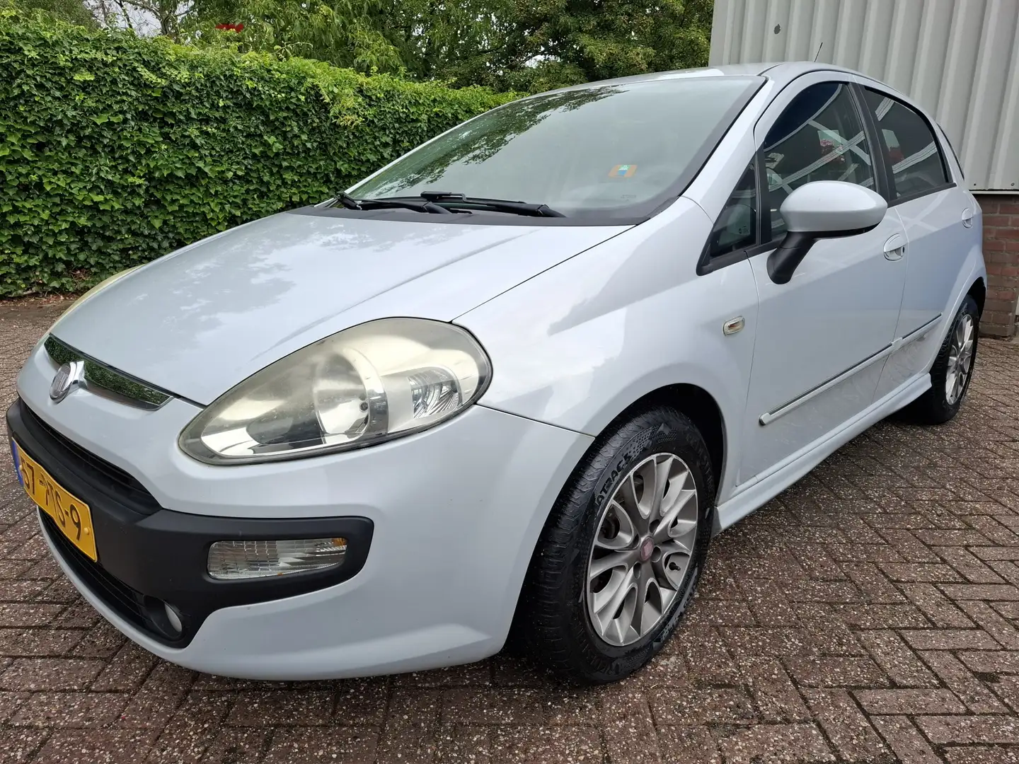 Fiat Punto Evo 1.3 M-Jet Dynamic CLIMAT/CRUISE 86PK Wit - 1