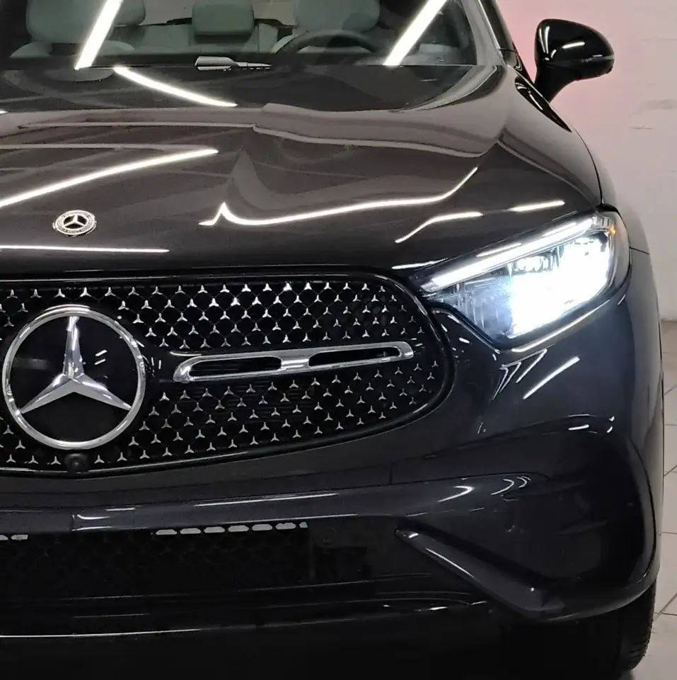 Mercedes-Benz GLC снимка Mercedes-Benz GLC