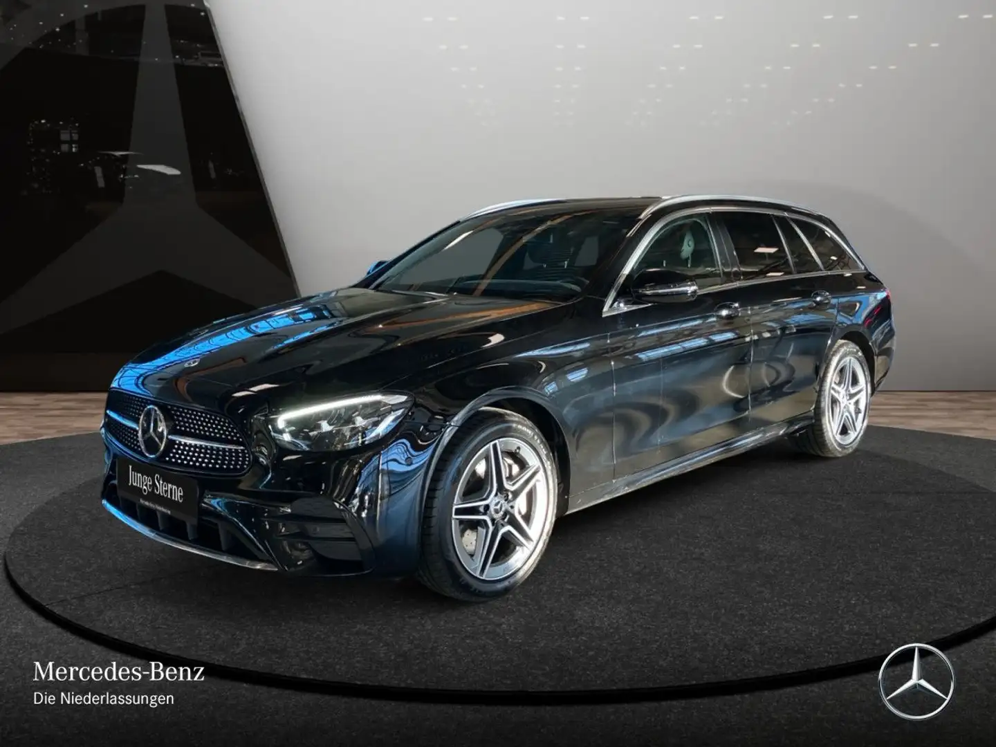 Mercedes-Benz E 300 de T AMG+AHK+LED+FAHRASS+KAMERA+9G Schwarz - 2