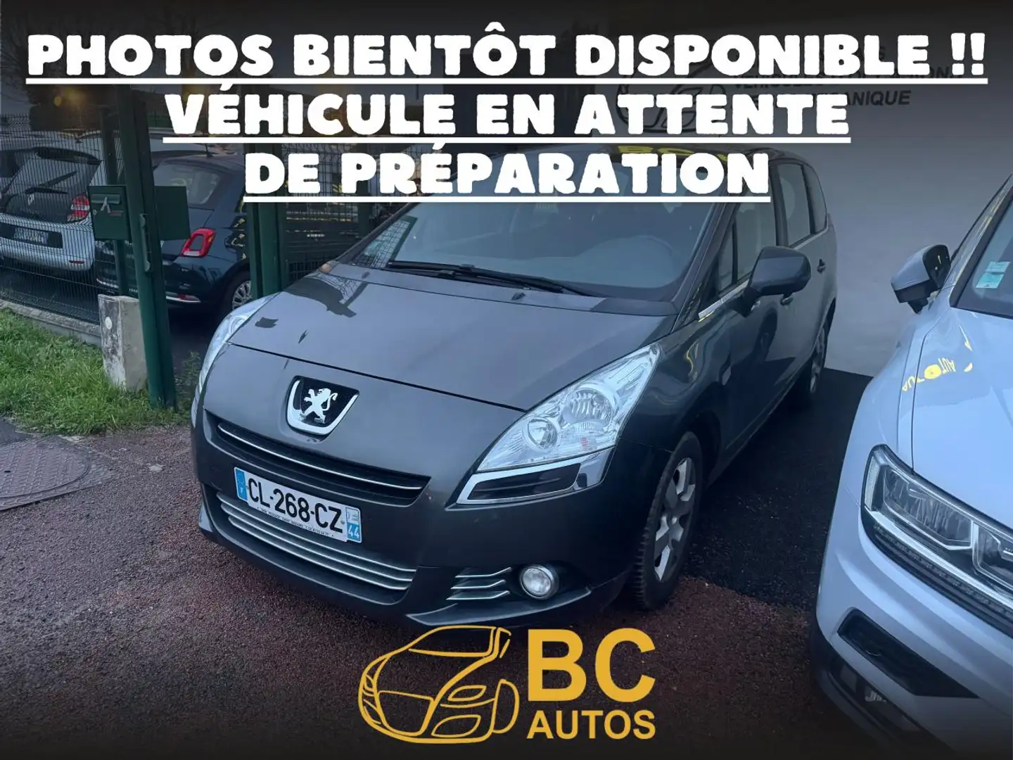 Peugeot 5008 1.6 THP 16V - 156 - 7pl  Active PHASE 1 Gris - 1