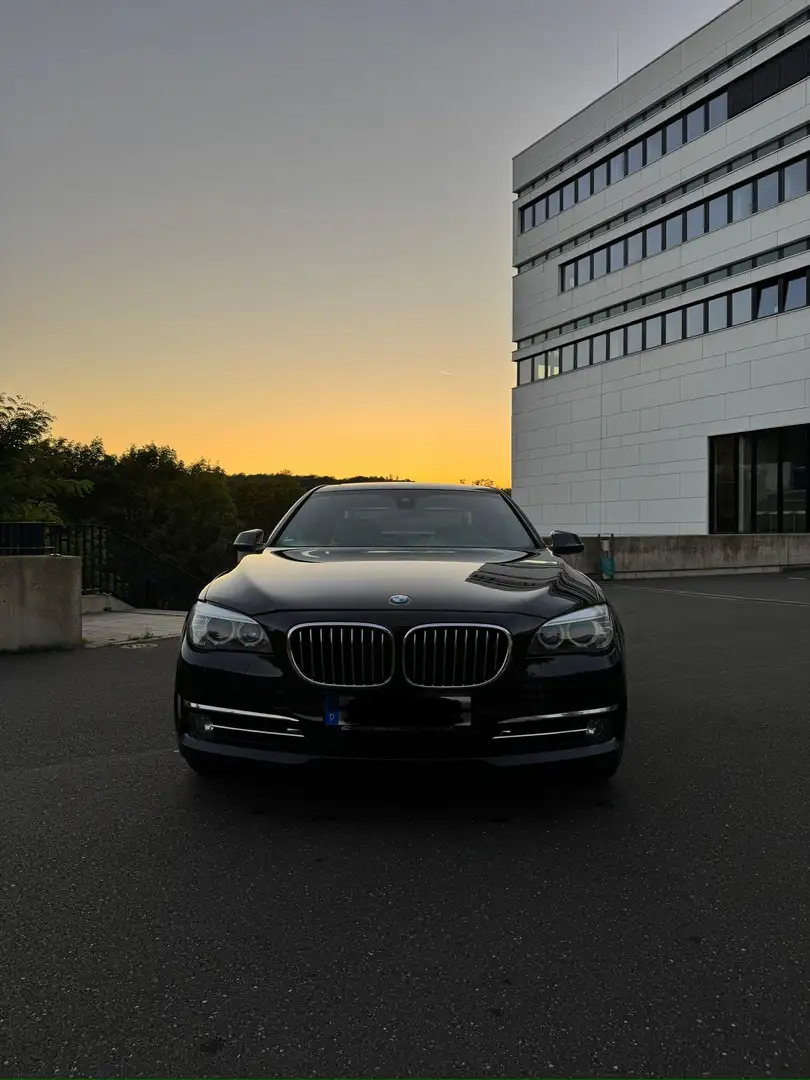 BMW 740 740d - 1