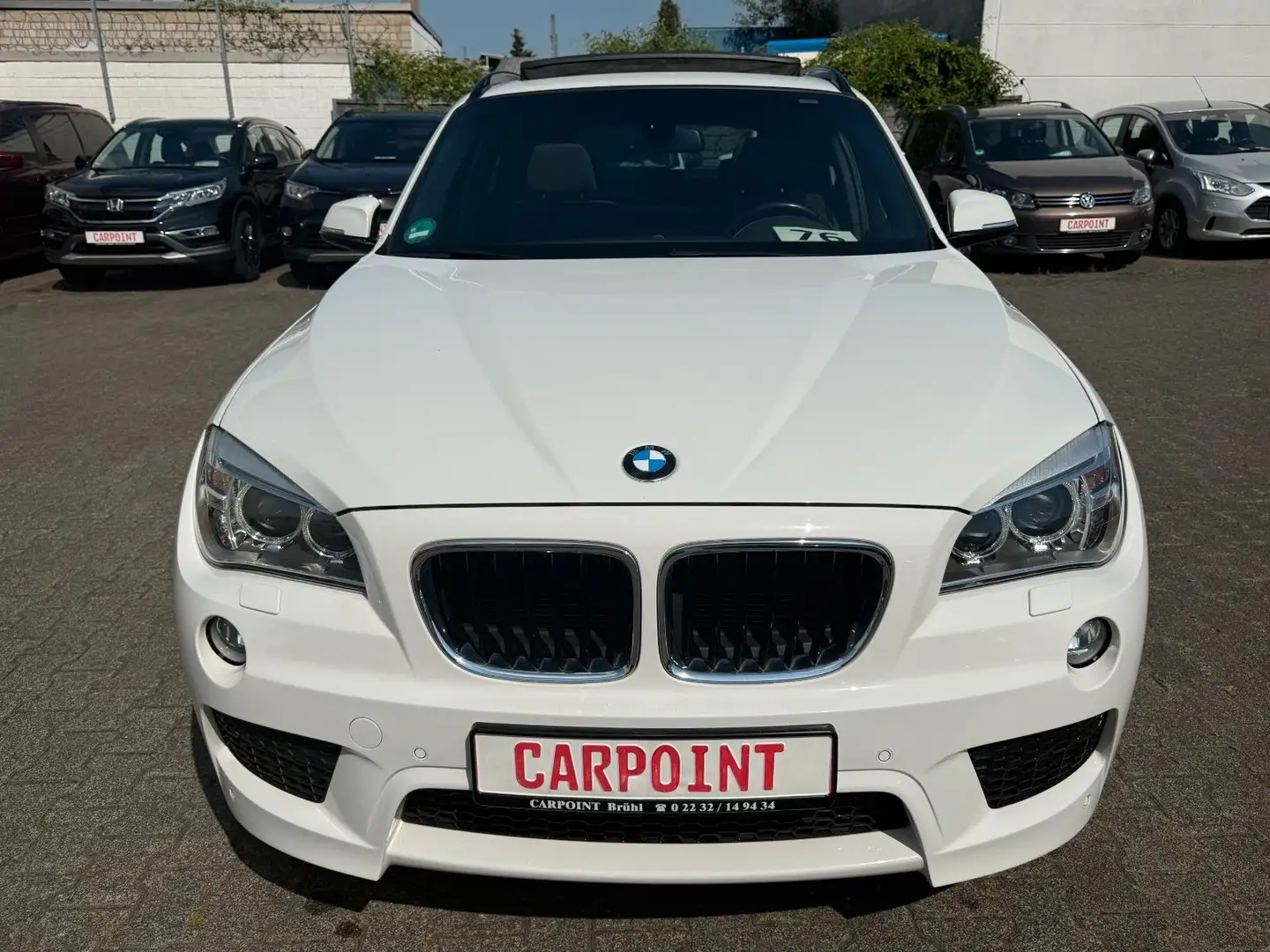 BMW X1 20 d sDrive M-PAKET /KLIMA/PANO/XENON/LEDER Weiß - 2