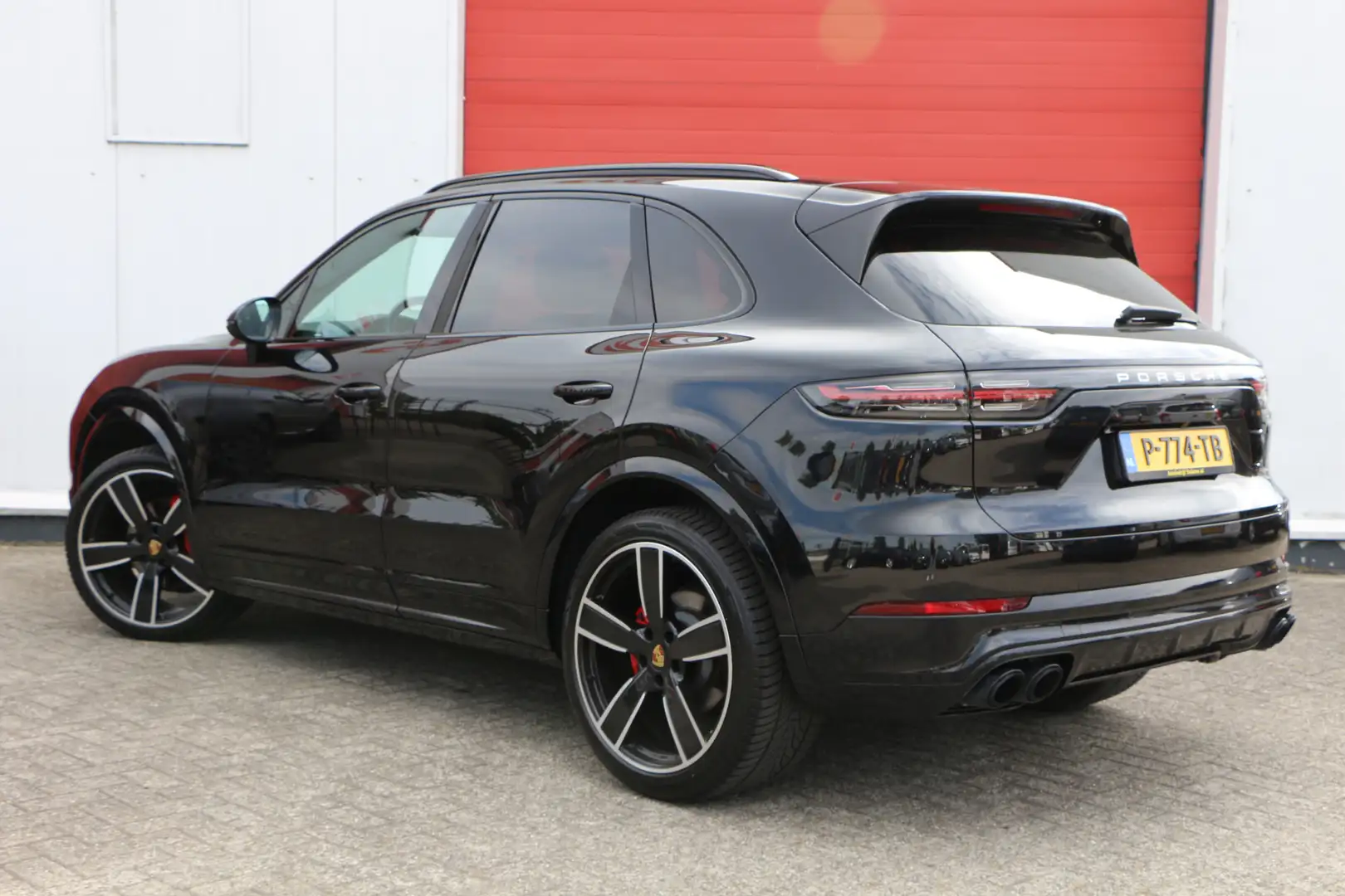 Porsche Cayenne 3.0 340pk Trekhaak | All black | 22 inch Negro - 2