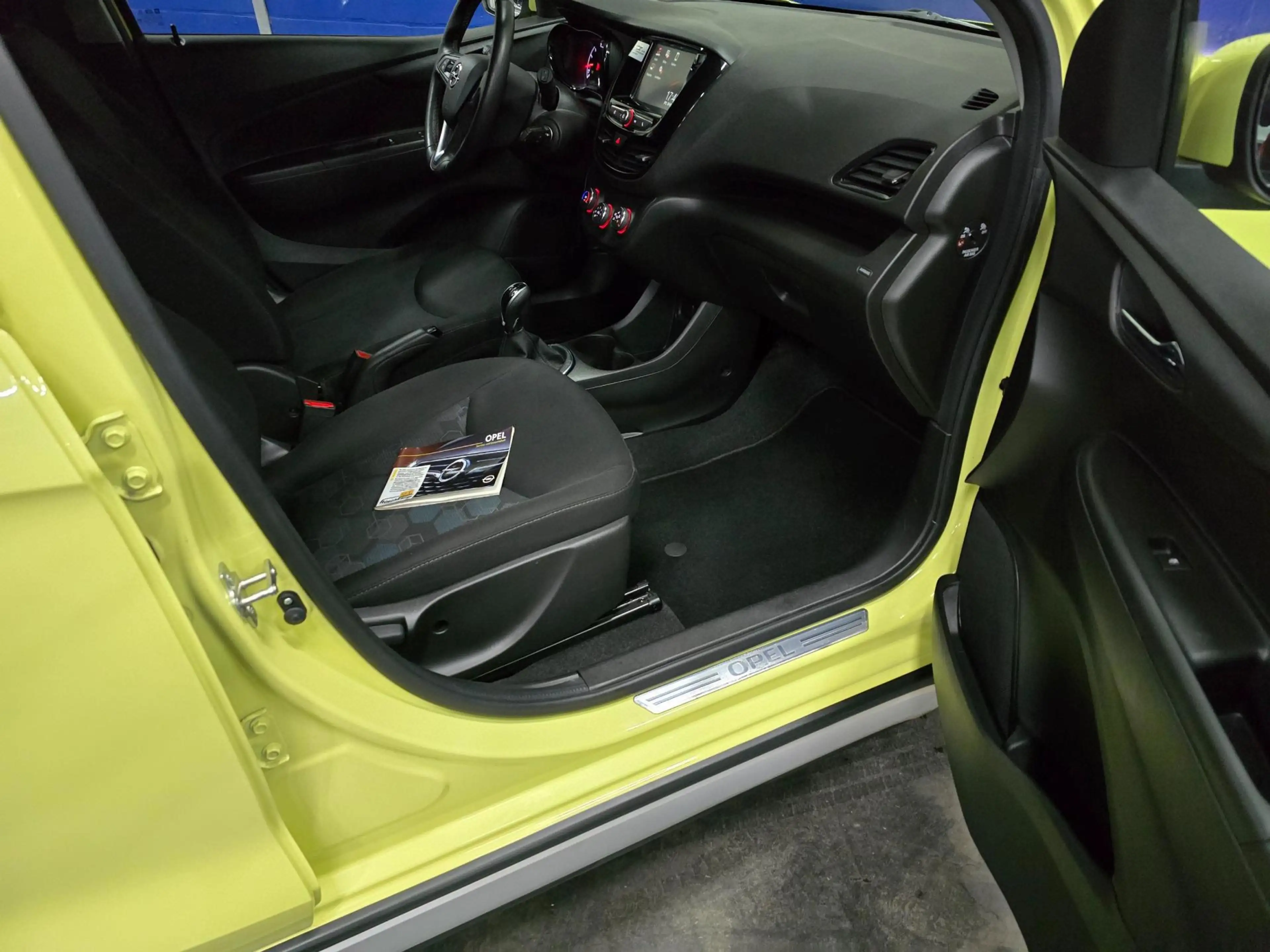Opel Karl 1.0 Rocks Online Edition — photo 9