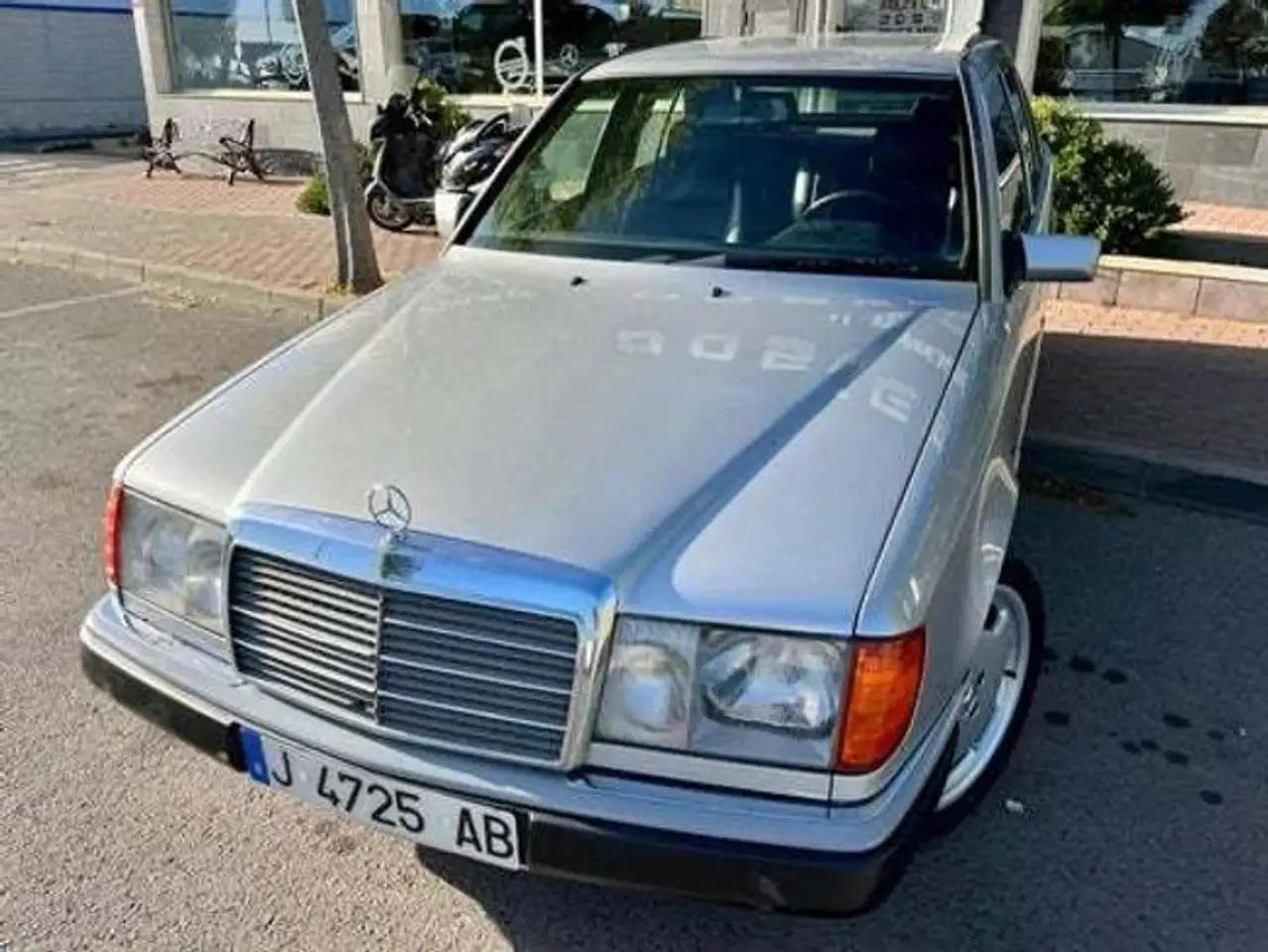 Mercedes-Benz E 300 D Turbo 4Matic, foto 3