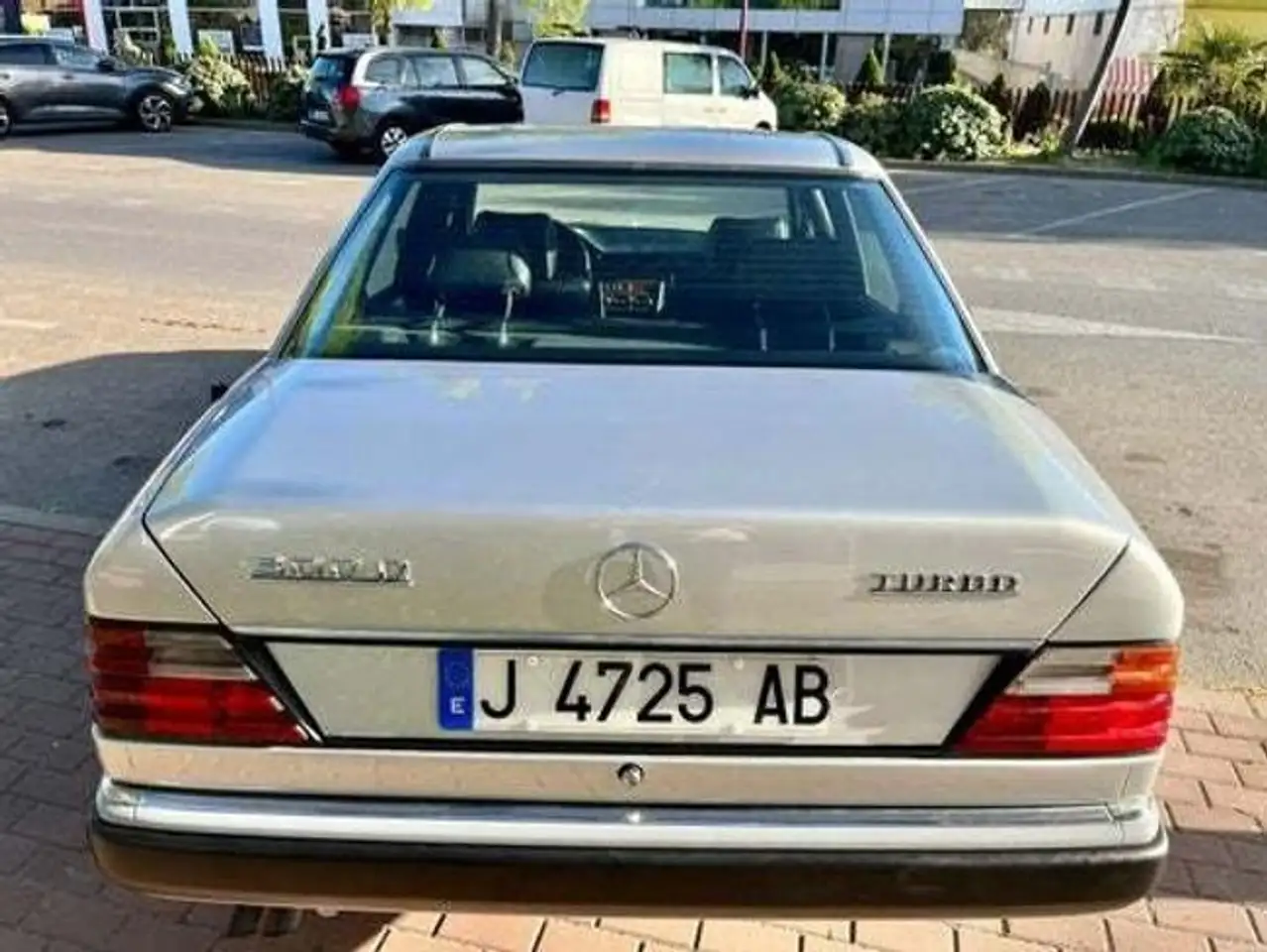 Mercedes-Benz E 300 D Turbo 4Matic, foto 8