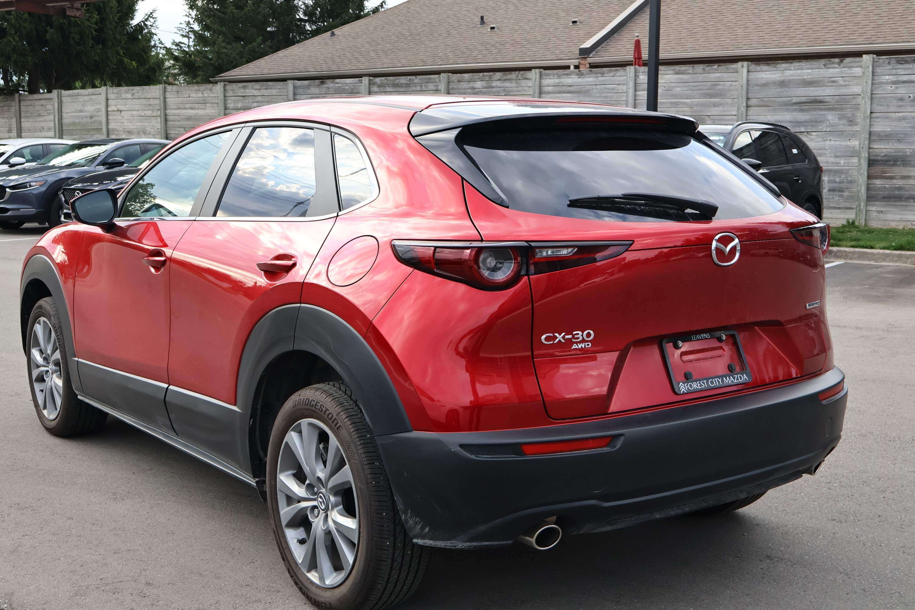 2025 Mazda CX-30 |VERY LOW KMS| FORMER LEASE| HEATED SEATS — снимка 1