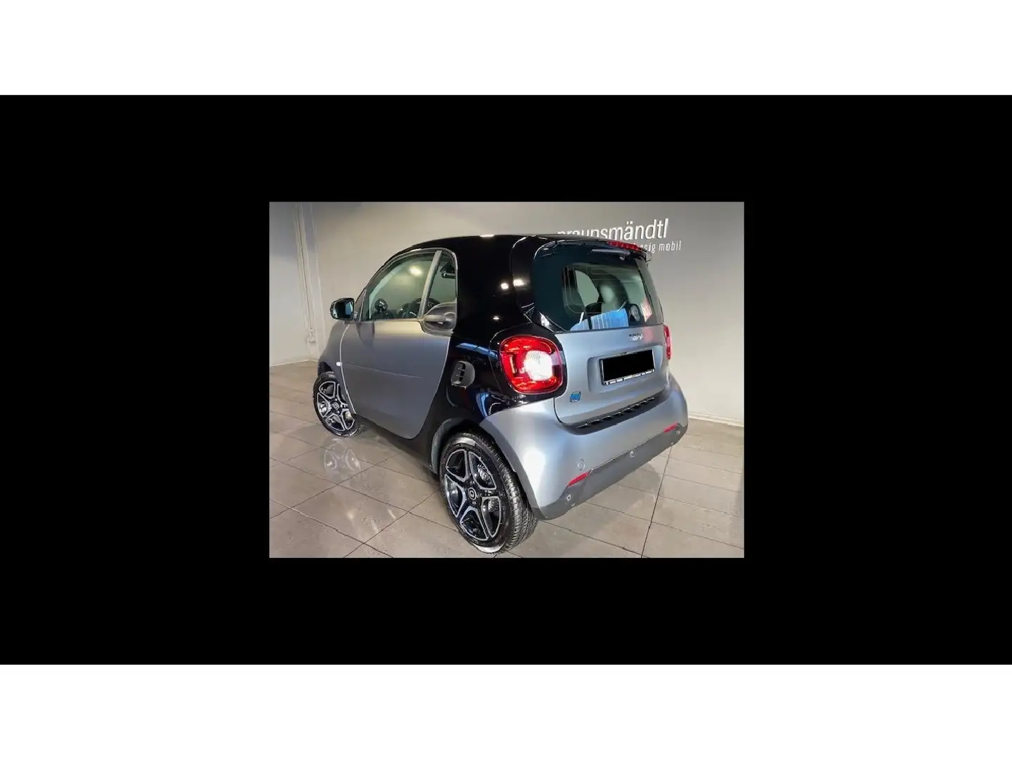 smart forTwo EQ FORTWO PULSE/22kW/16"/PTS+KAMERA/SHZ/PANORAMA Grey - 2