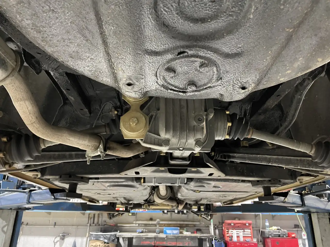BMW 315 (E21), foto 12