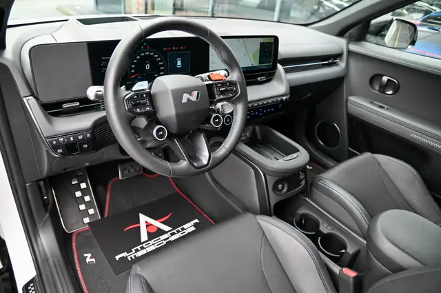 Hyundai Ioniq 5 view 9
