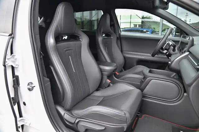 Hyundai Ioniq 5 view 13