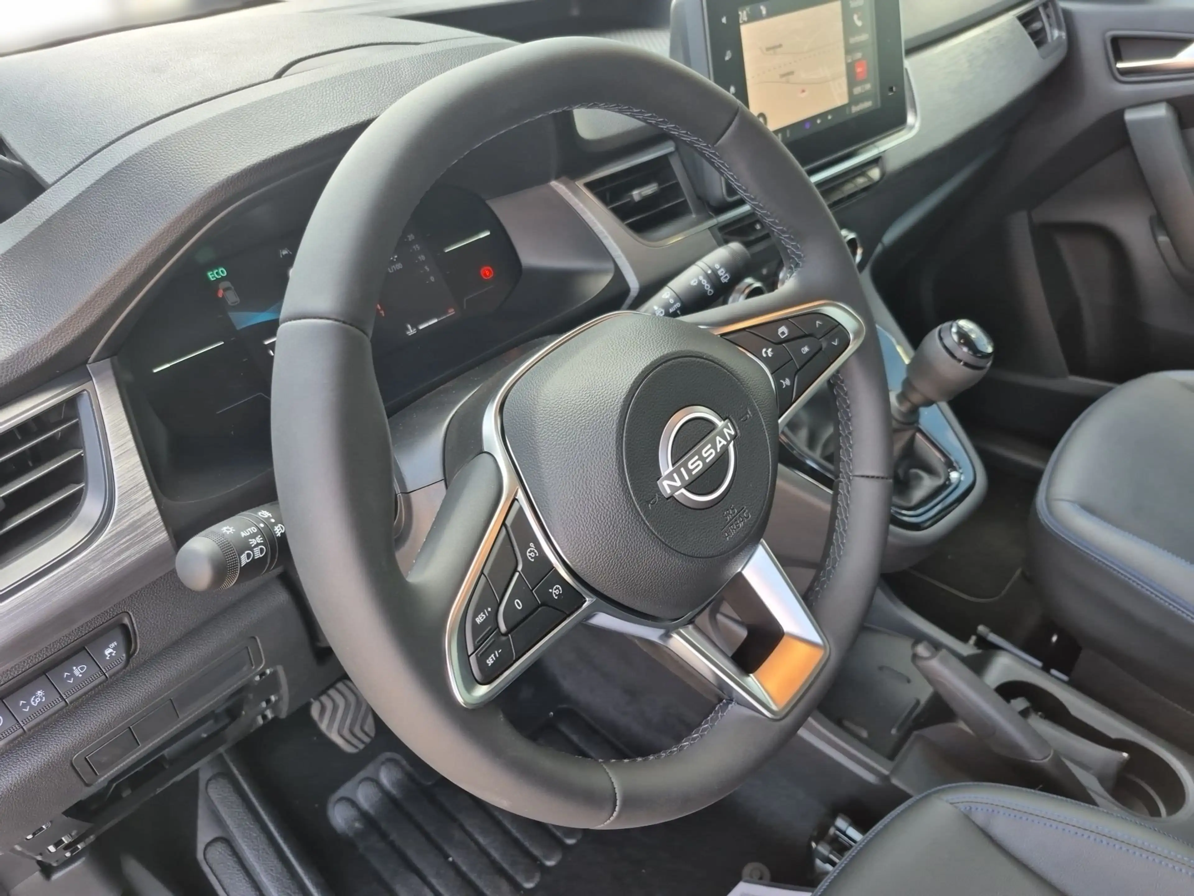 Nissan Townstar Kombi DIG-T 130 L1 Tekna Navi+360+Kam. — photo 9