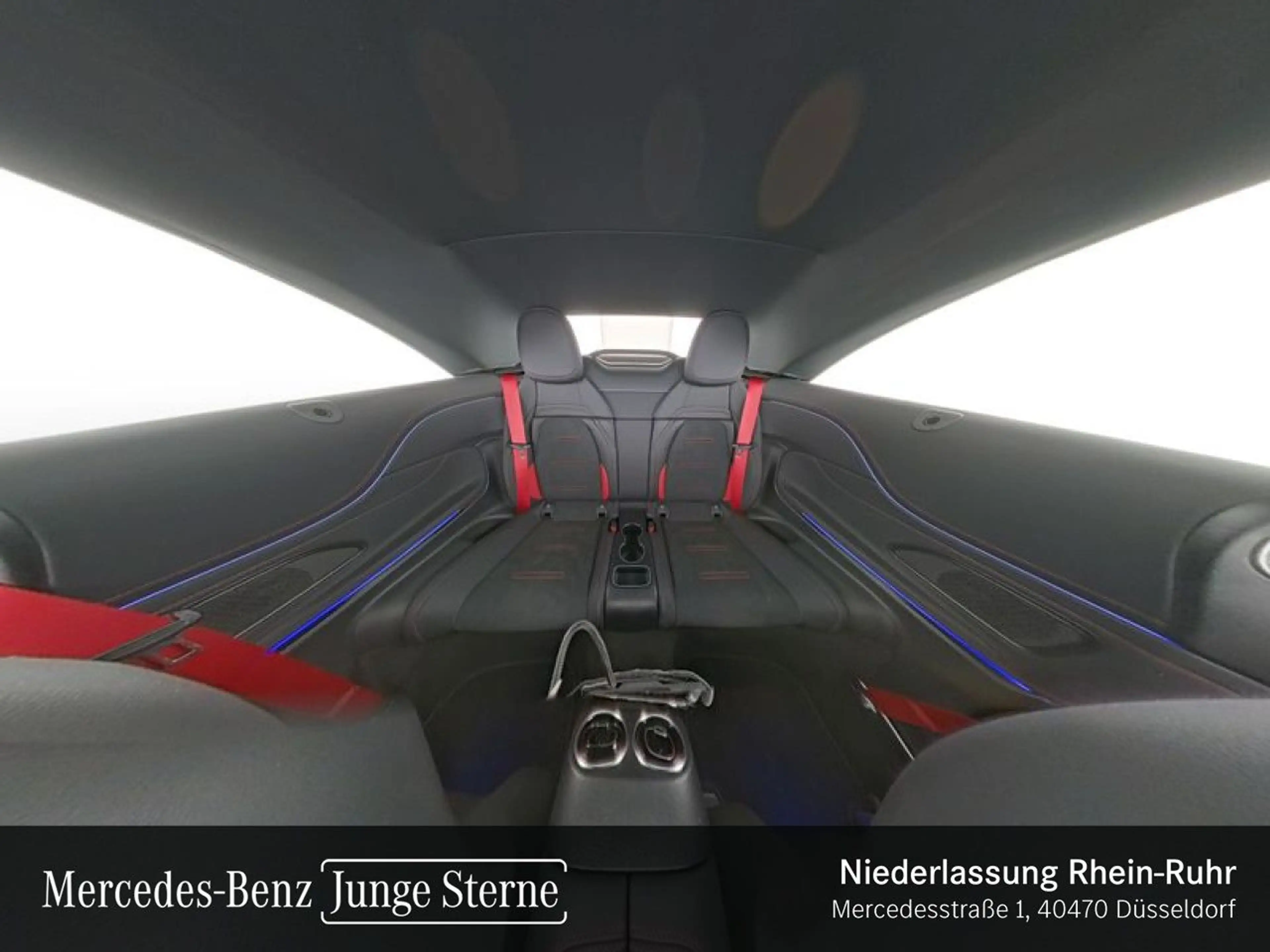 Mercedes-Benz CLE 53 AMG Cab. 4M Fahrass Distr. AHK Night Kamera — photo 12
