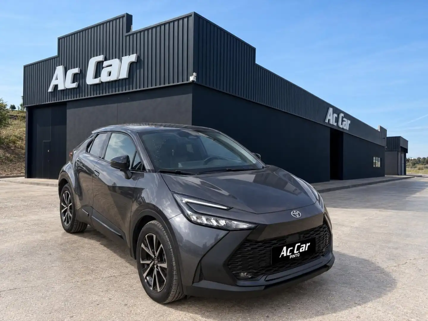 Toyota C-HR 2025 - 1