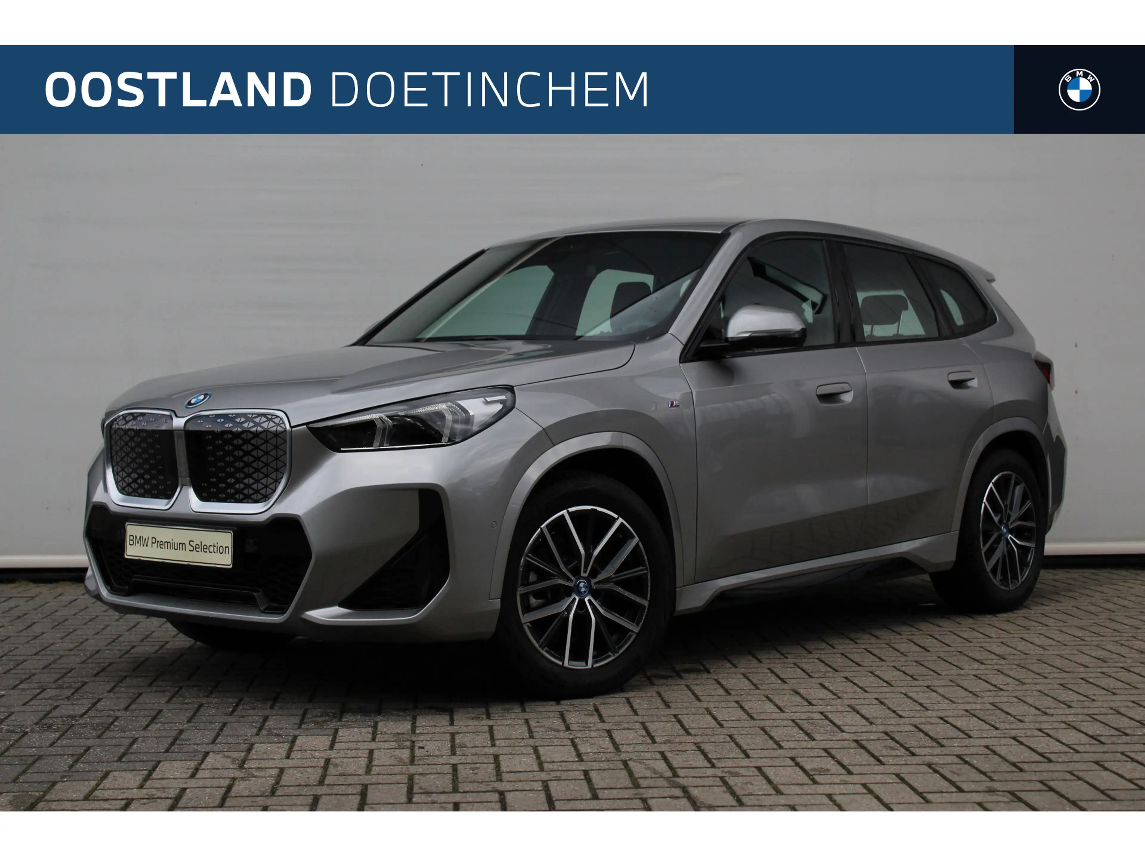 BMW iX1 xDrive30 M Sport / Sportstoelen / Comfort Access /