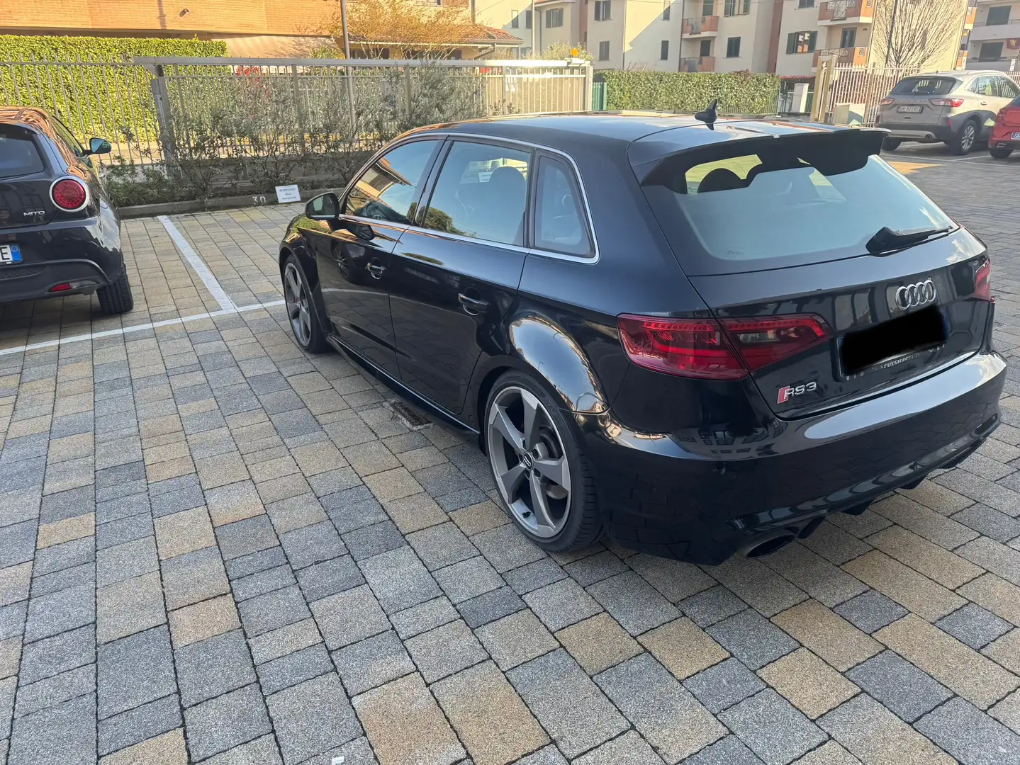 Audi RS3 Sportback 2.5 tfsi quattro s-tronic - 2