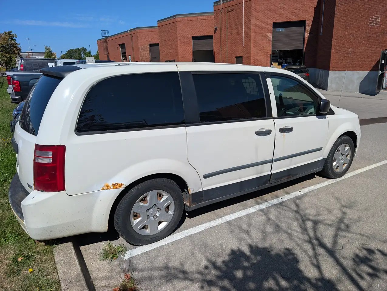 Dodge Grand Caravan photo Dodge Grand Caravan