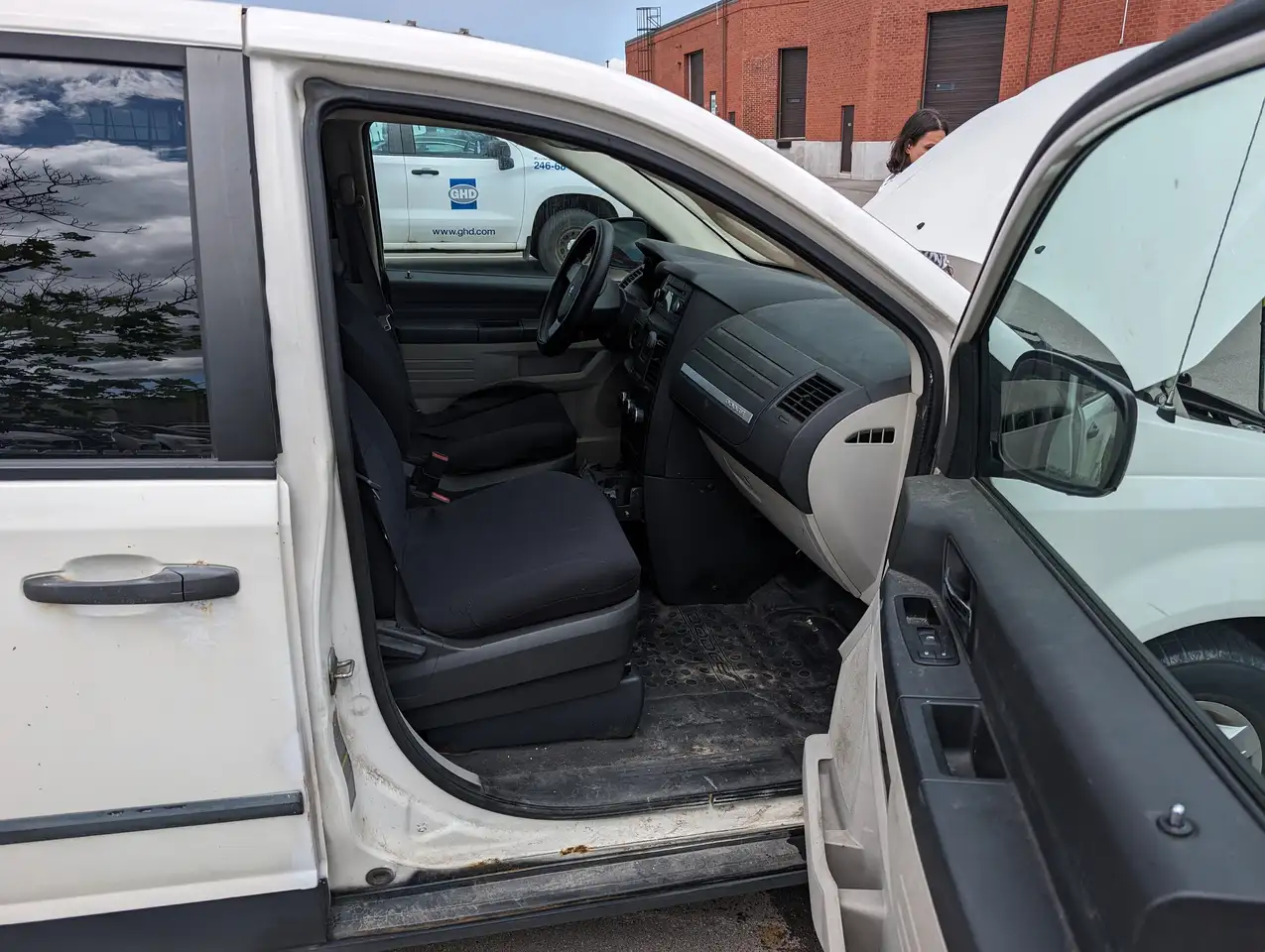 Dodge Grand Caravan photo Dodge Grand Caravan