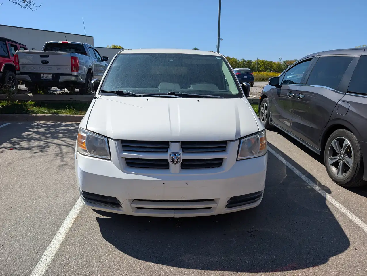 Dodge Grand Caravan photo Dodge Grand Caravan