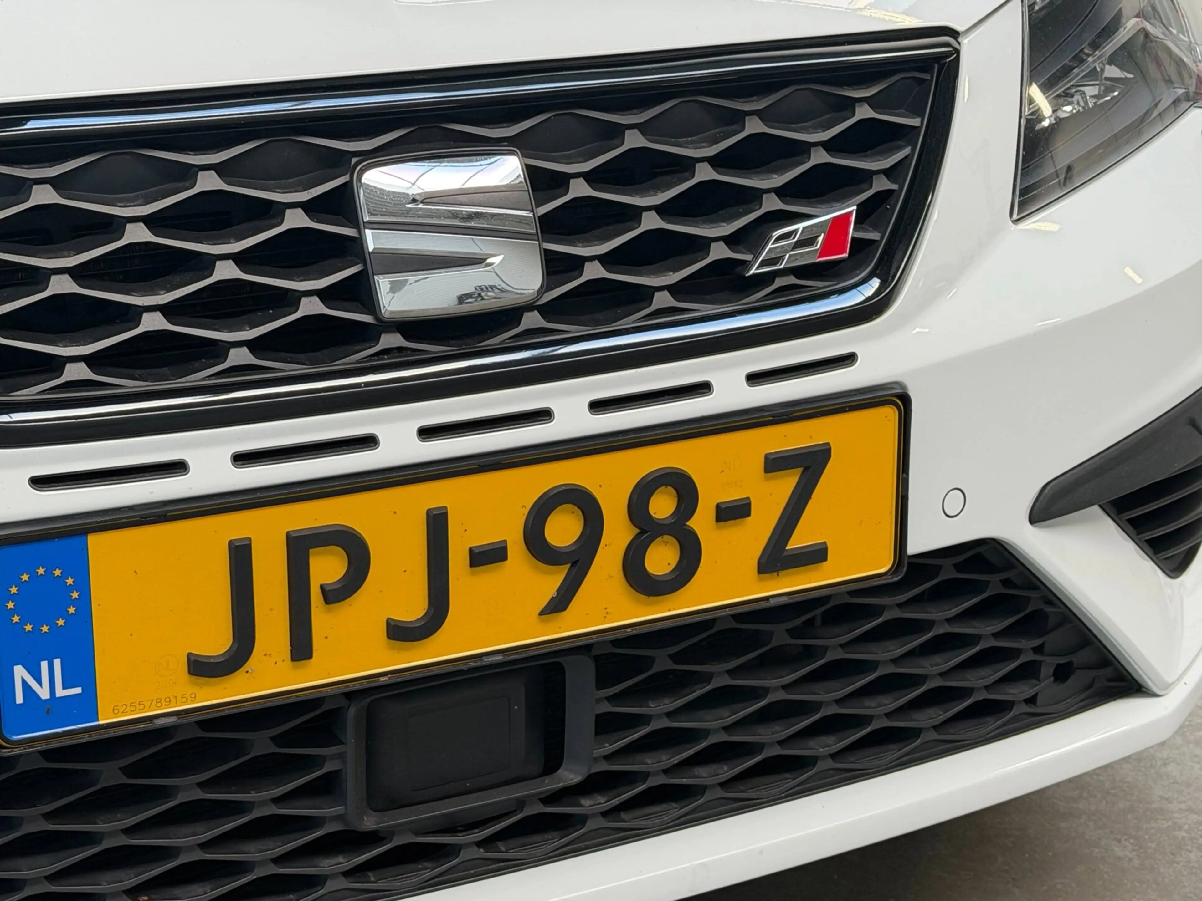 SEAT Leon ST 2.0 TSI 4DRIVE CUPRA 300|Pano|Keyless|Camera — photo 6