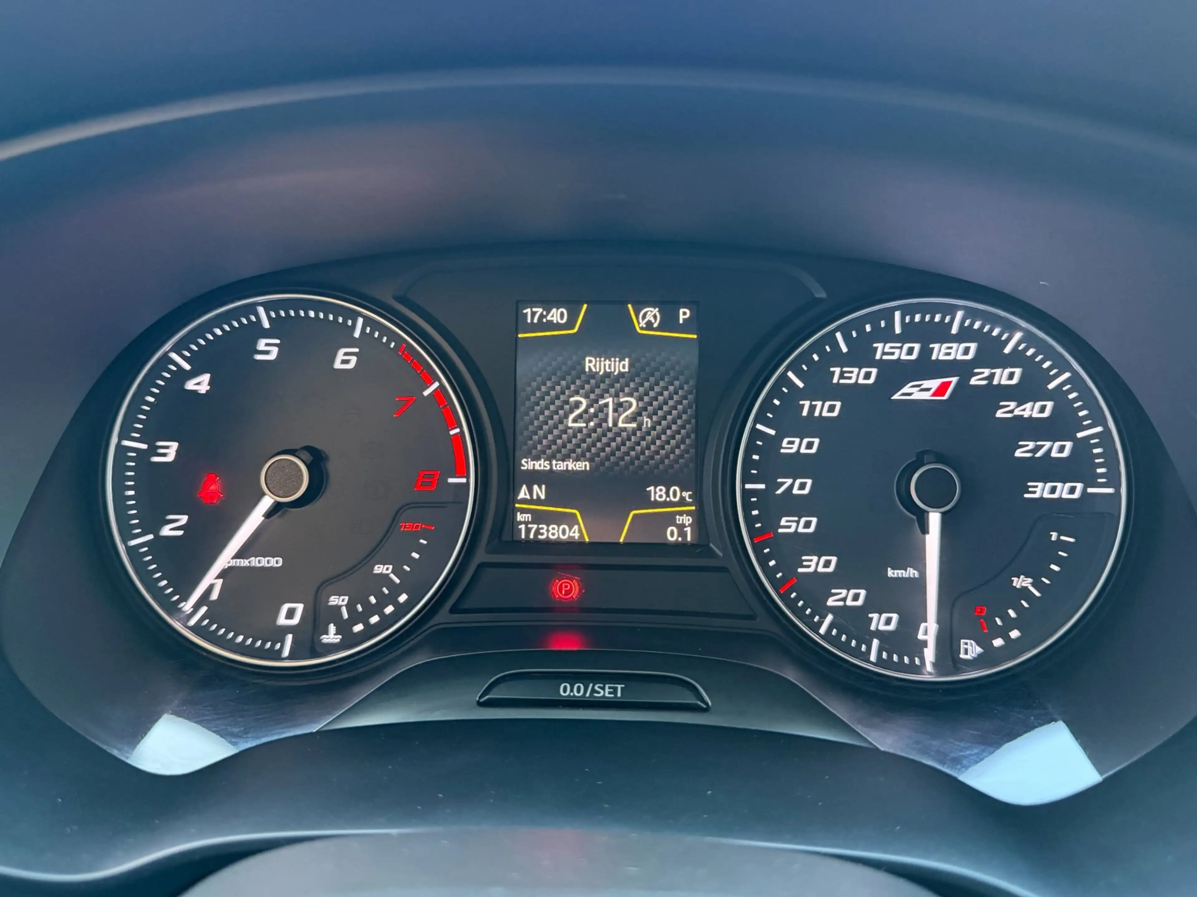 SEAT Leon ST 2.0 TSI 4DRIVE CUPRA 300|Pano|Keyless|Camera — photo 27