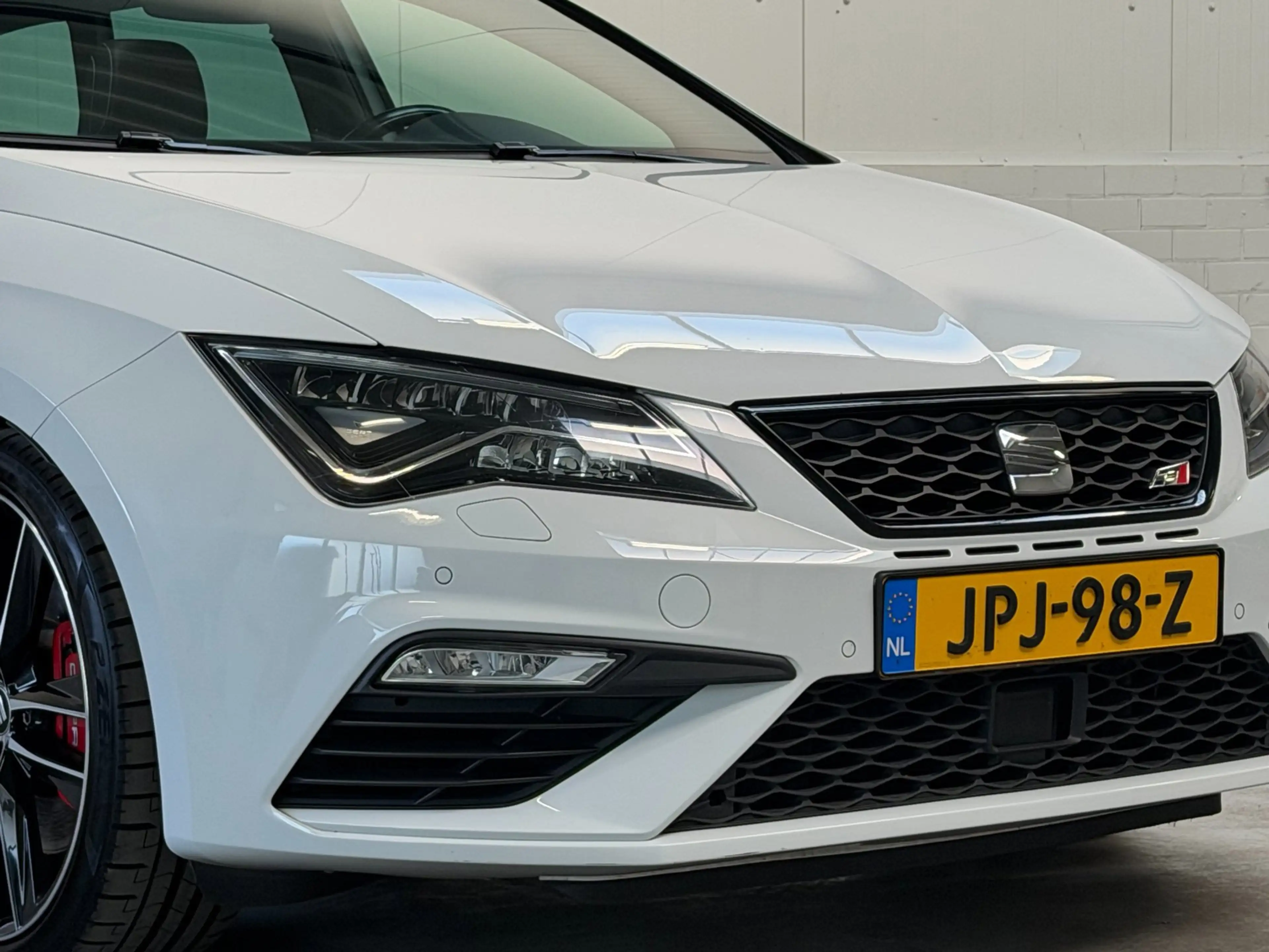SEAT Leon ST 2.0 TSI 4DRIVE CUPRA 300|Pano|Keyless|Camera — photo 5