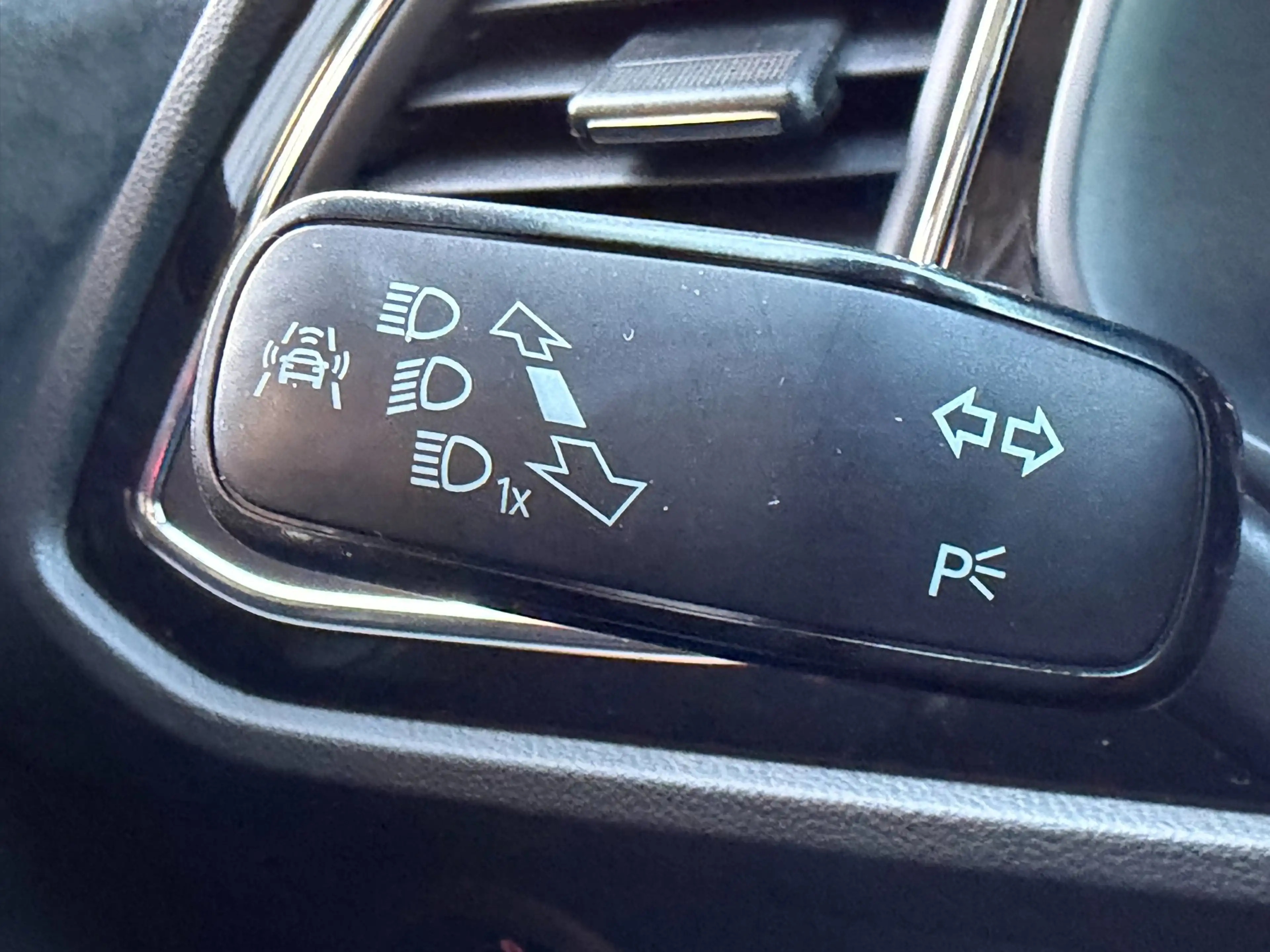 SEAT Leon ST 2.0 TSI 4DRIVE CUPRA 300|Pano|Keyless|Camera — photo 32