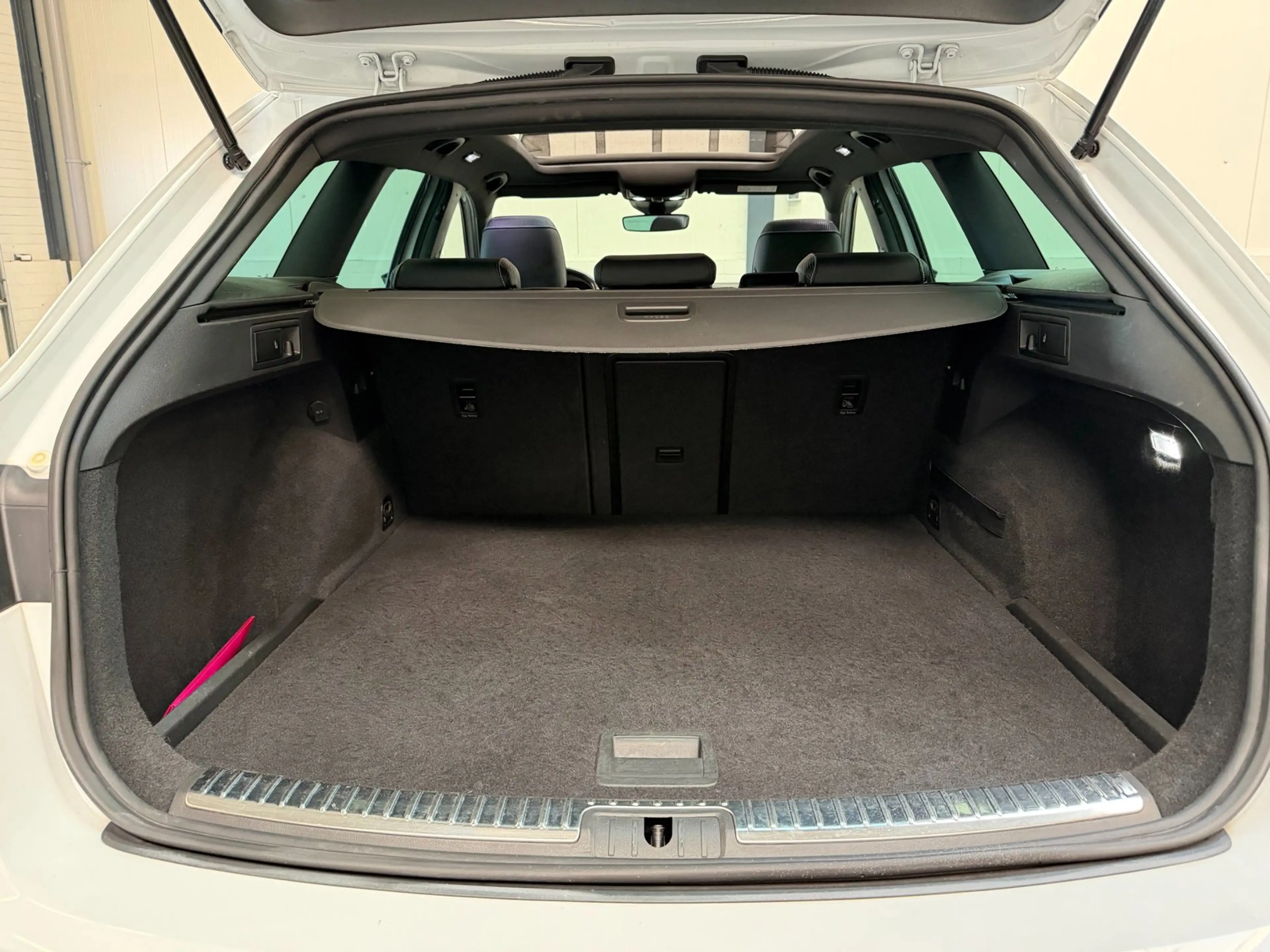 SEAT Leon ST 2.0 TSI 4DRIVE CUPRA 300|Pano|Keyless|Camera — photo 13