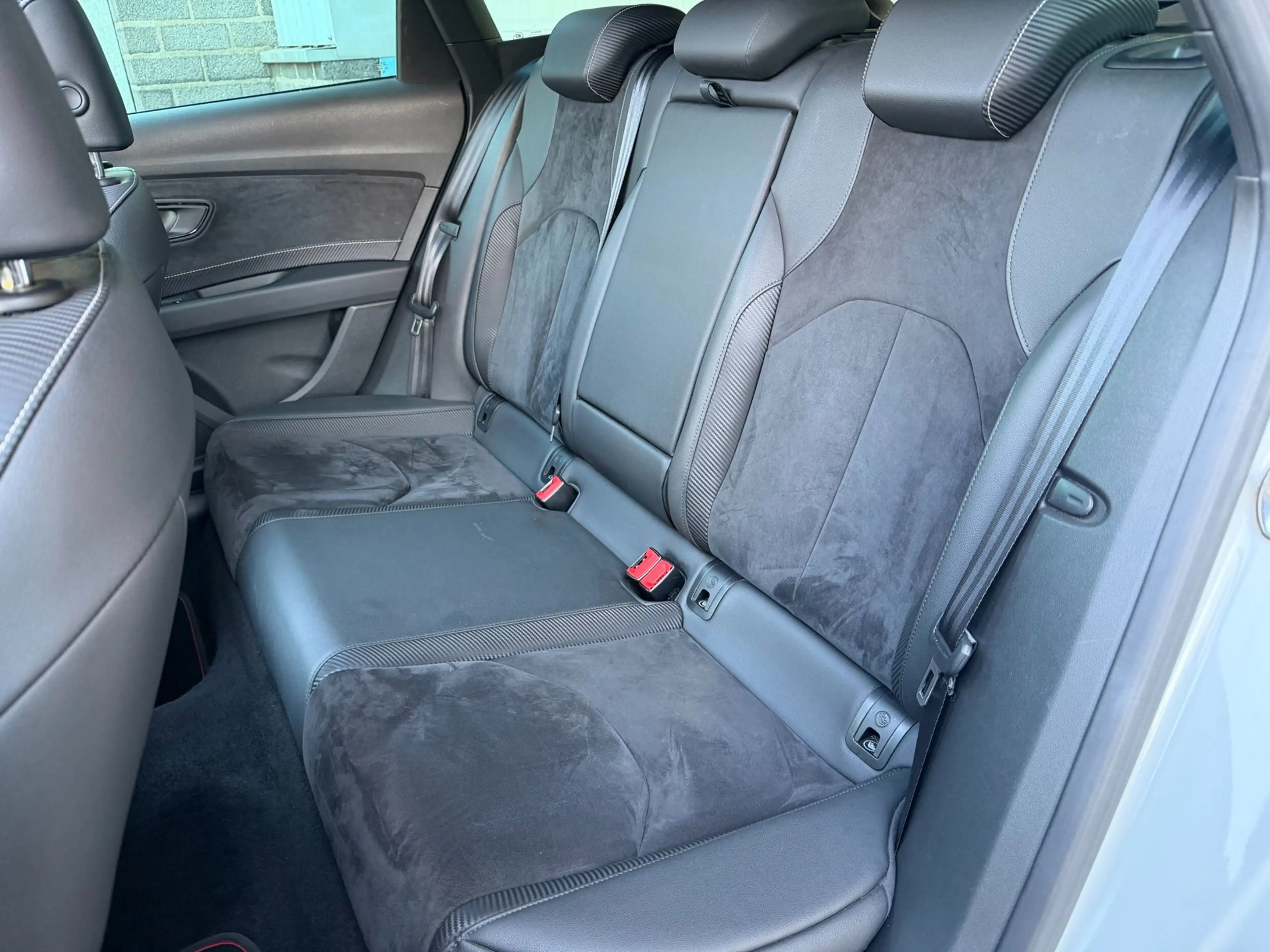 SEAT Leon ST 2.0 TSI 4DRIVE CUPRA 300|Pano|Keyless|Camera — photo 18