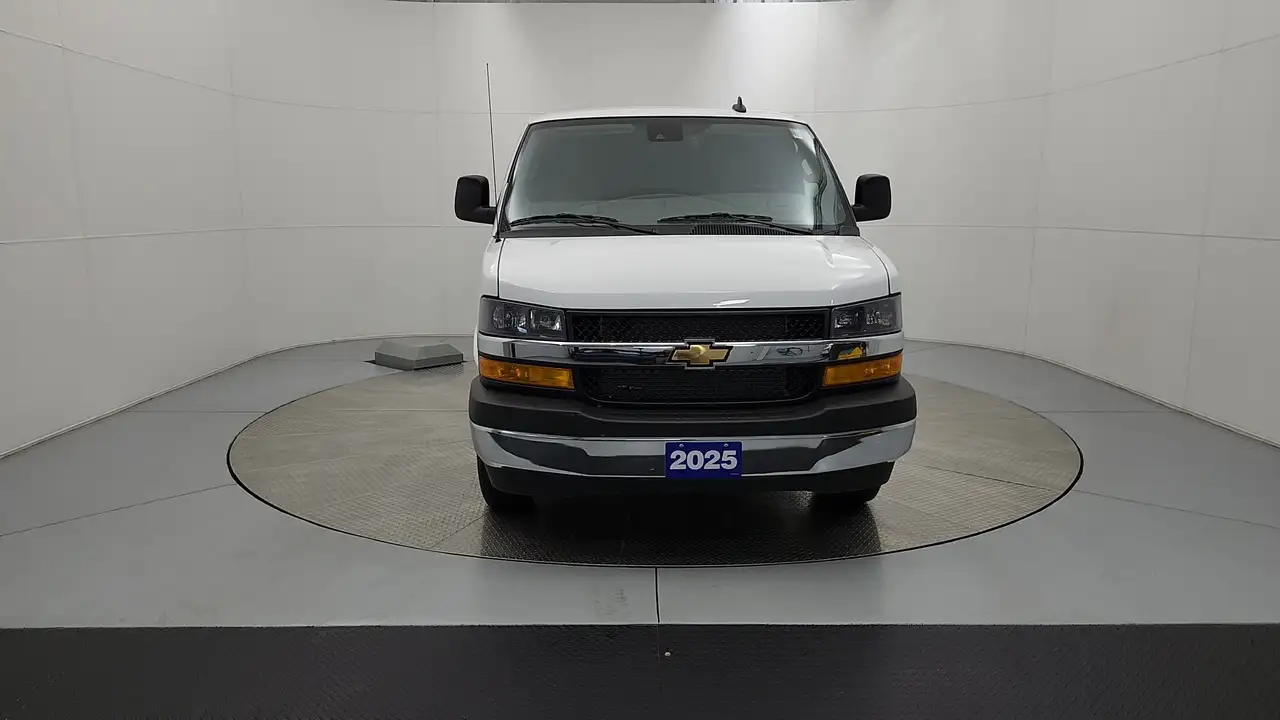 Chevrolet Express 3500 снимка Chevrolet Express 3500
