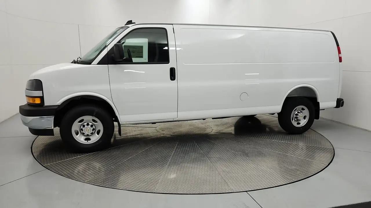 Chevrolet Express 3500 снимка Chevrolet Express 3500