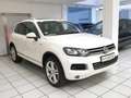 Volkswagen Touareg 3.0 V6 TDI Blue Motion R LINE 2.Hand Scheckheft Blanco - thumbnail 2